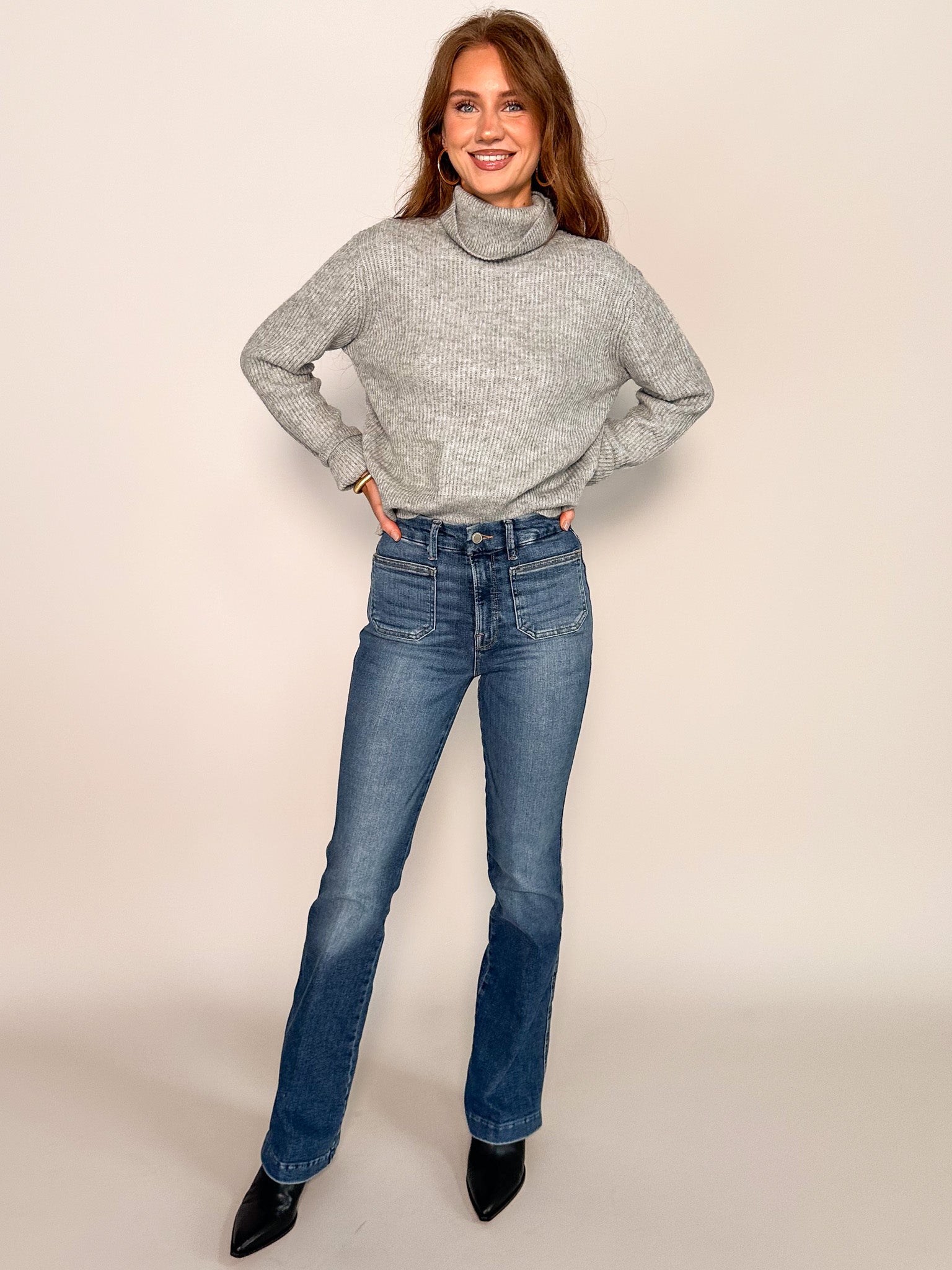 Parija Long Sleeve Turtle Neck Pullover Look image