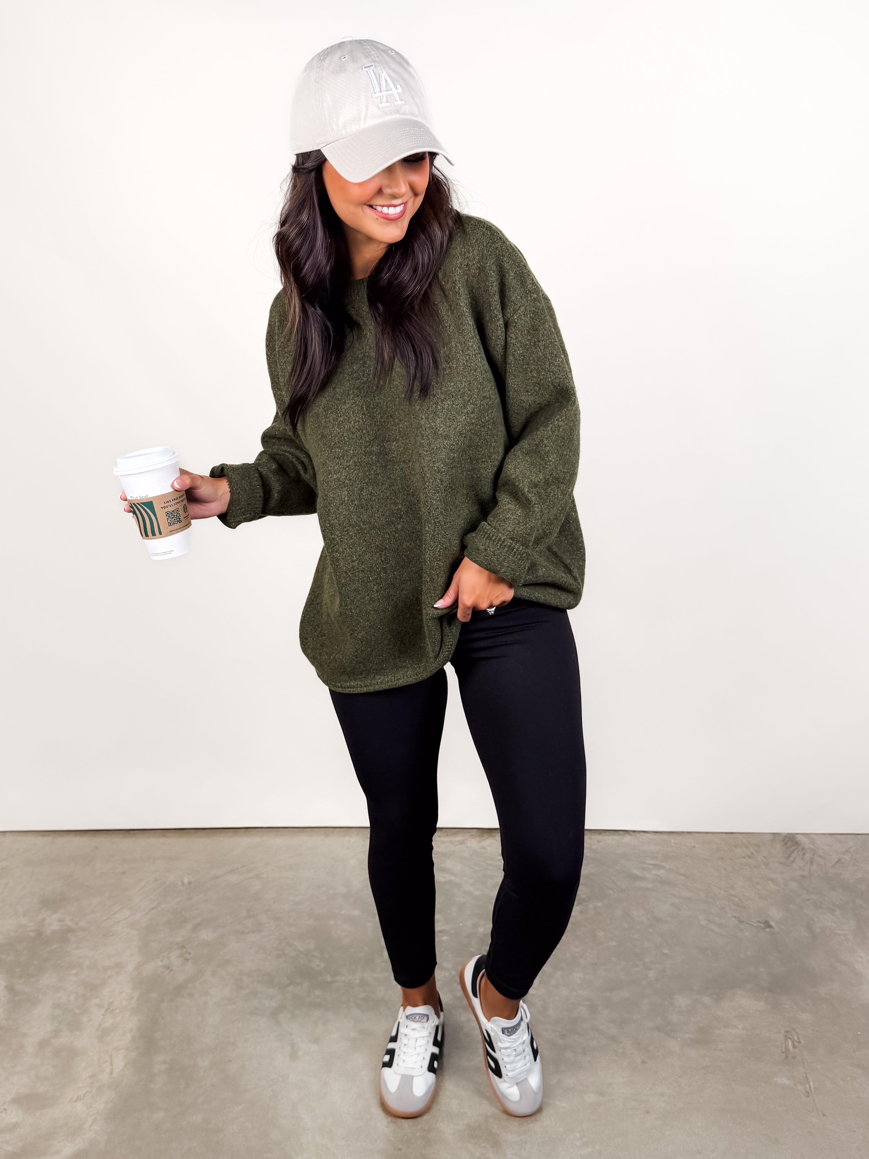 Chaste L/S Crew Neck Pullover Look image