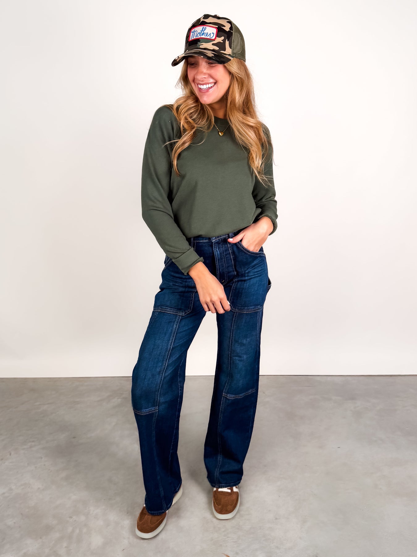 The Alexi Sweatshirt Look