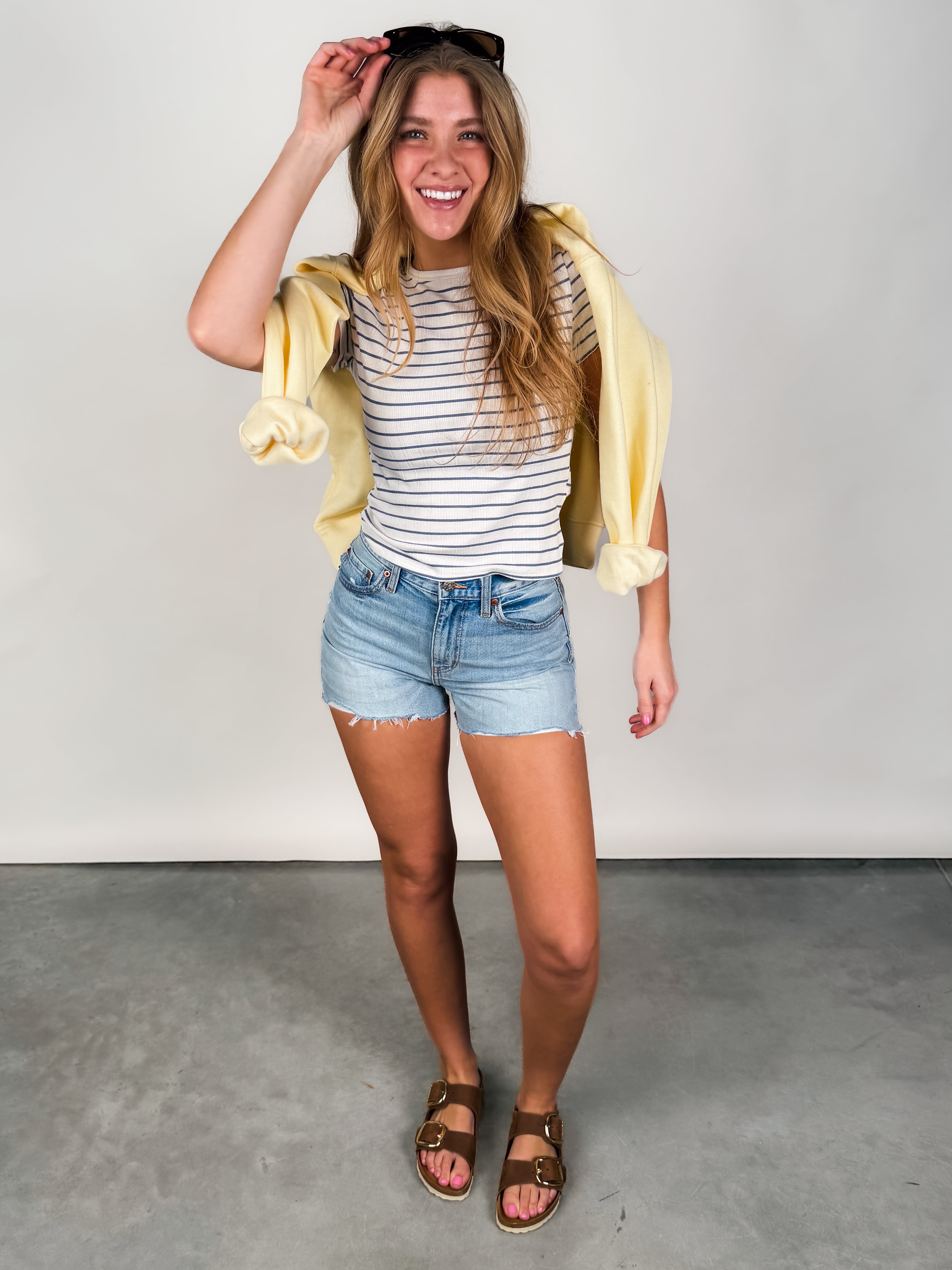 Memento Stripe Tee Look image