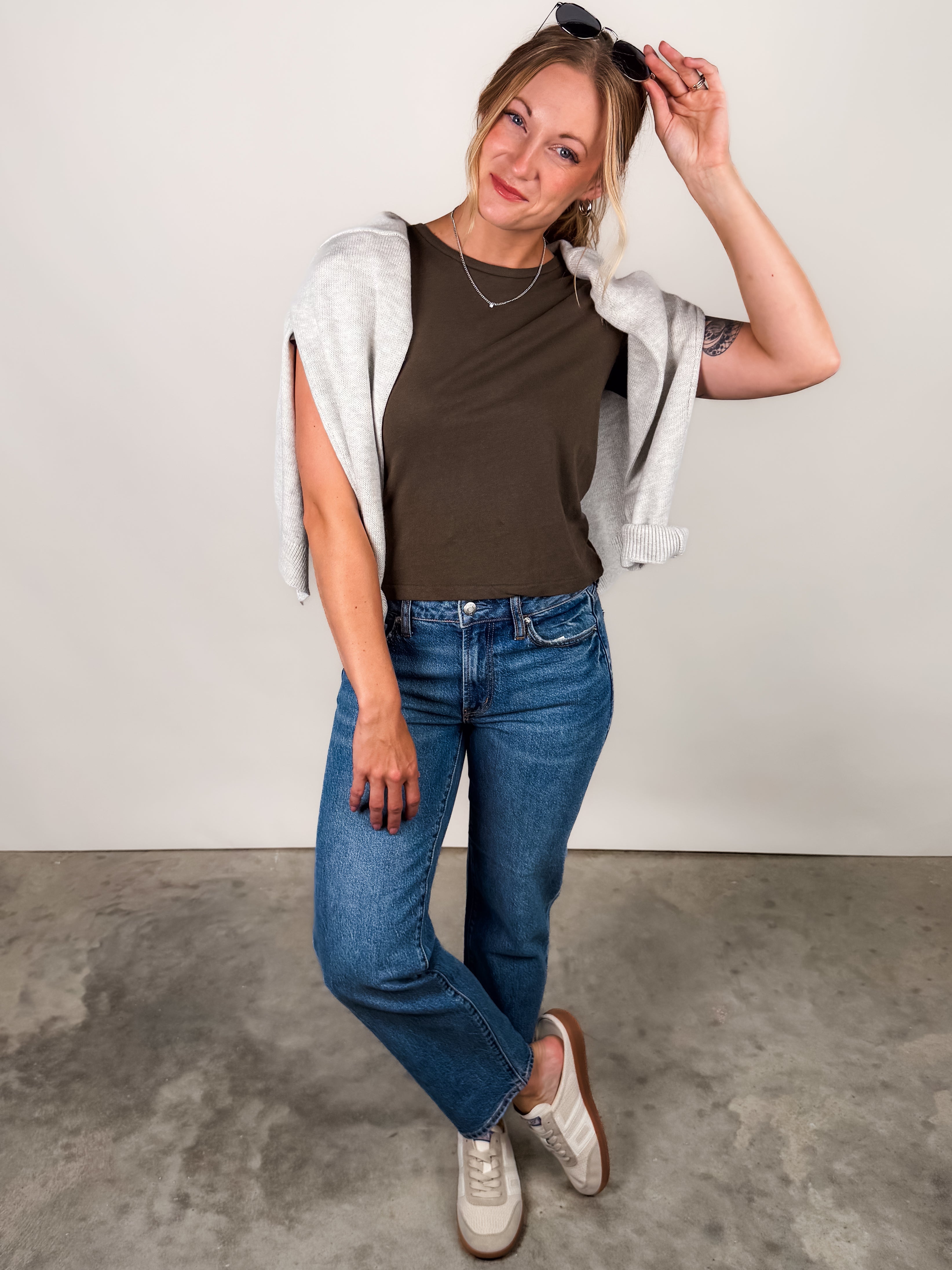 Lisa Slim Crew Tee Look image