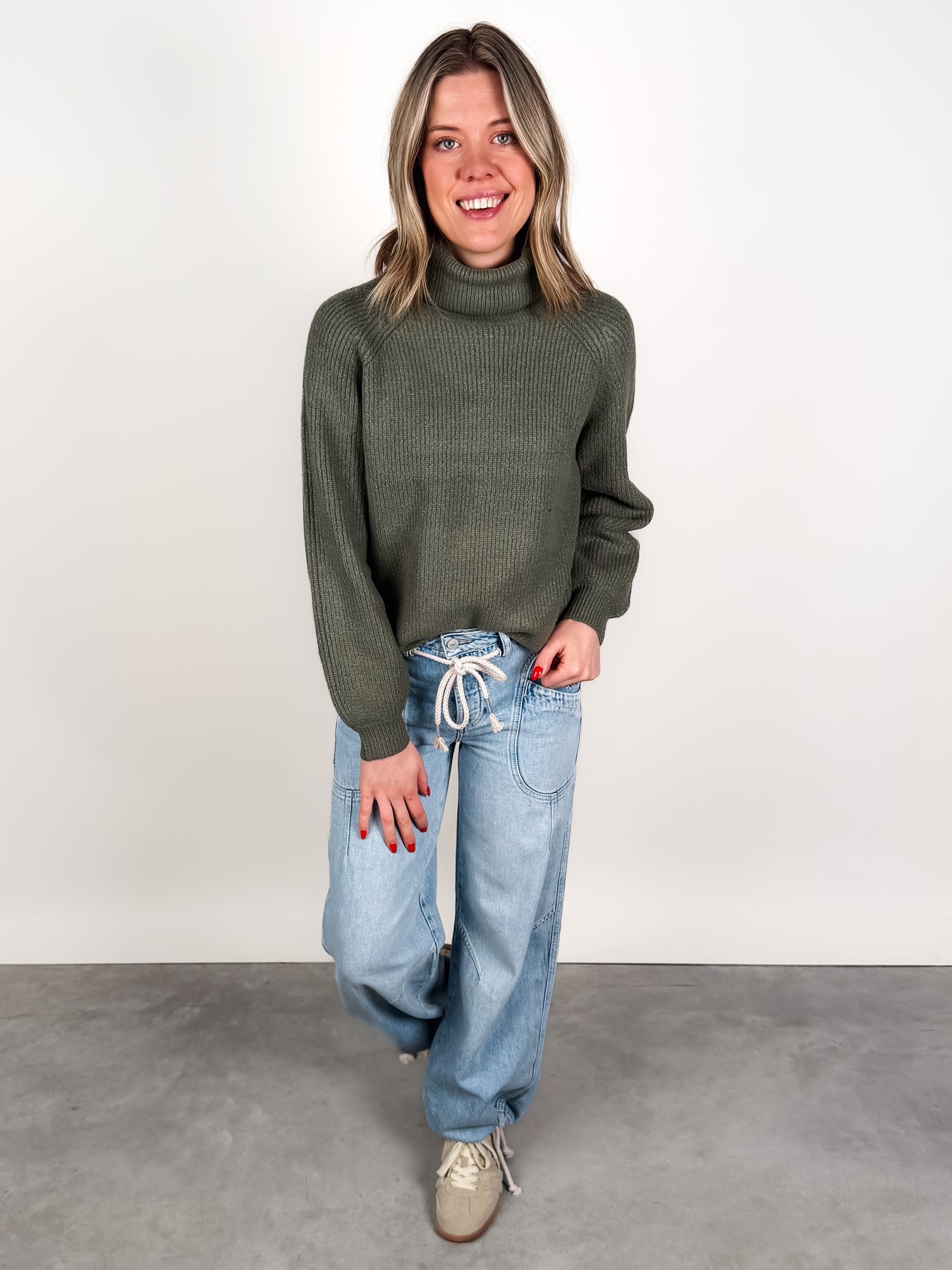 Get Somewhere Sweater Look