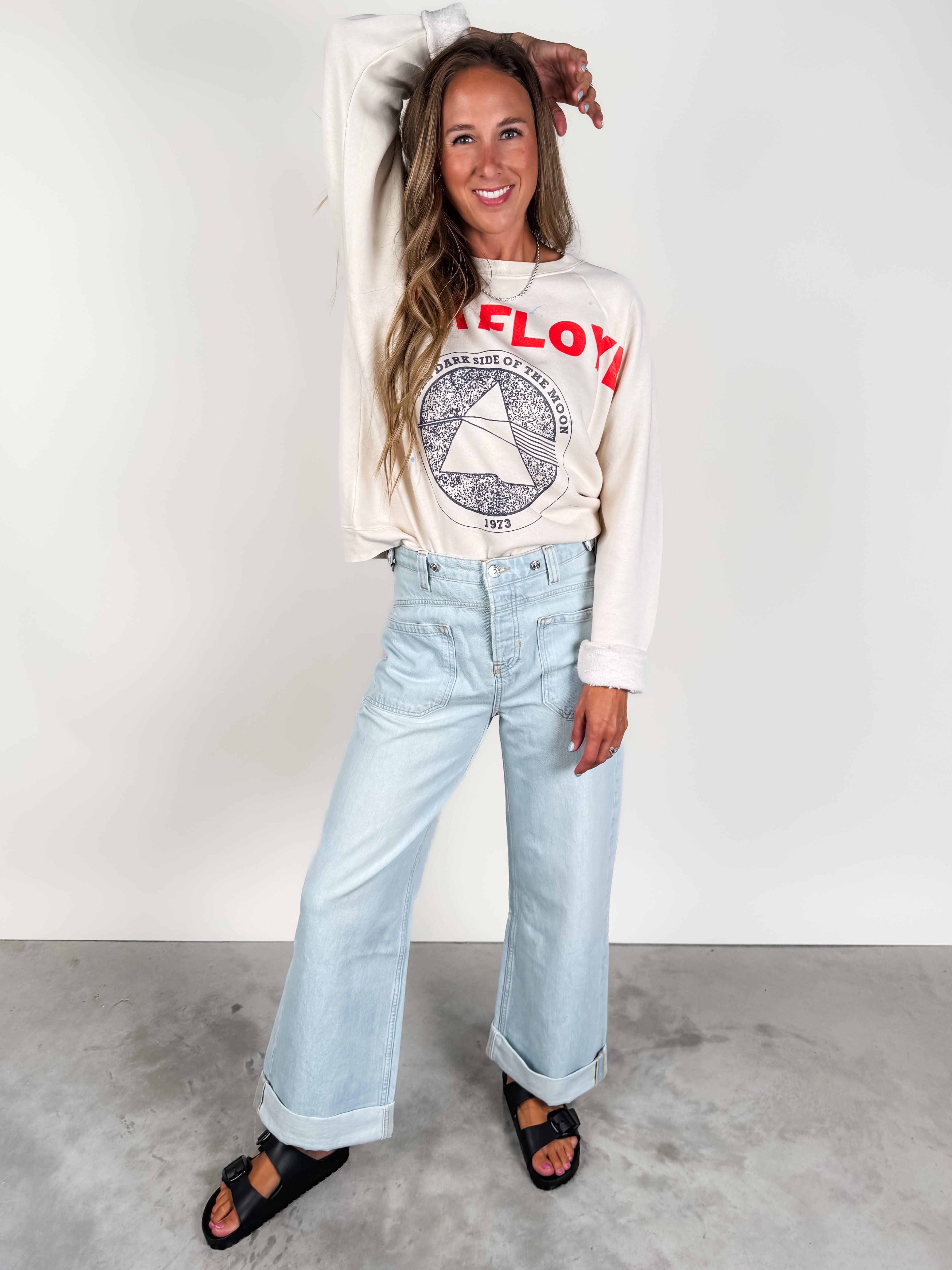 Pink Floyd Dark Side Vintage Sweatshirt Look image