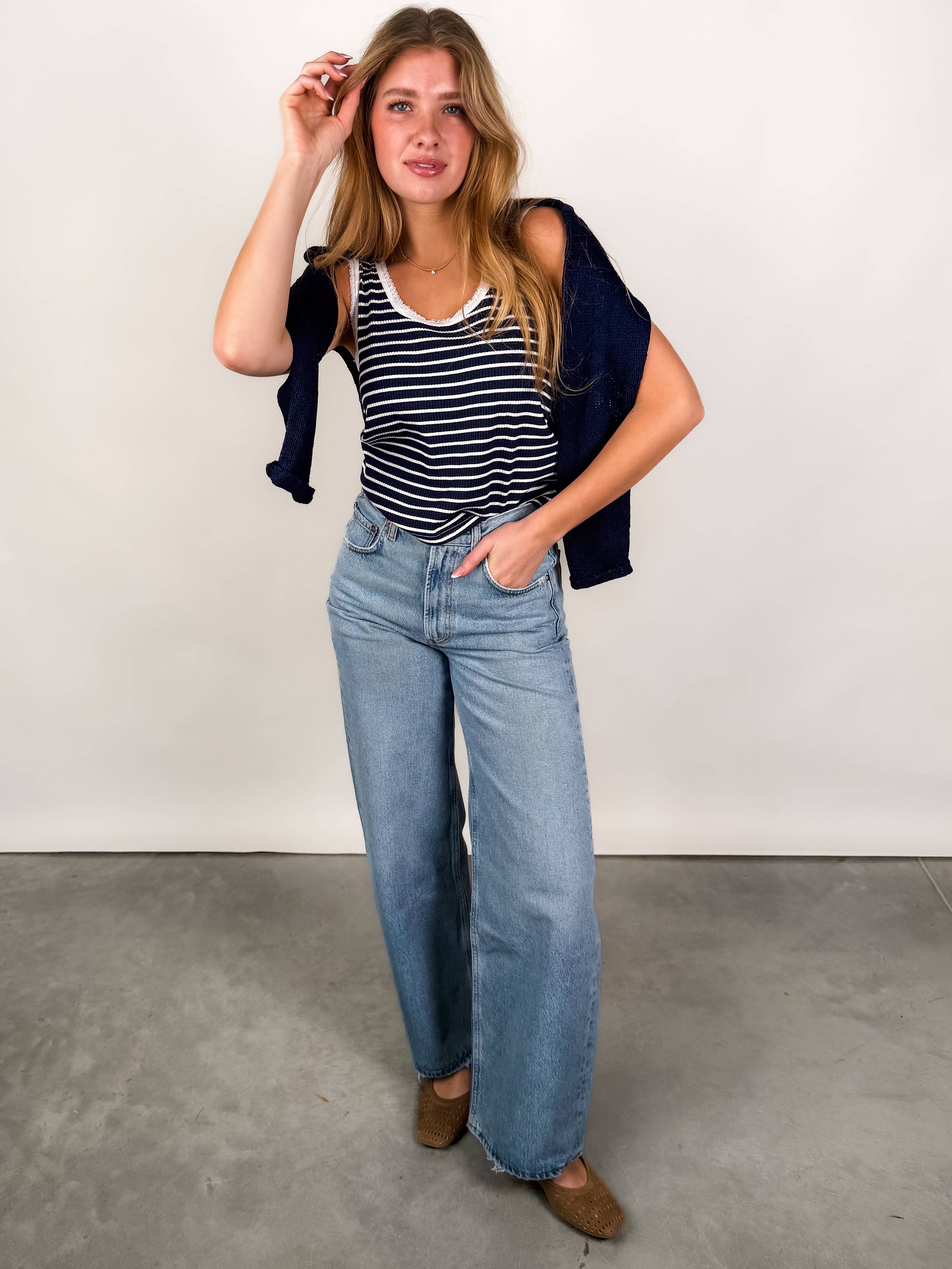 Dejavu Stripe Tank Look image