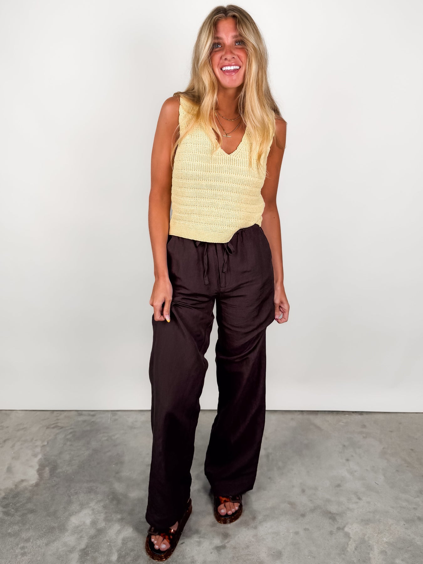 Shoreline Linen Pants Look