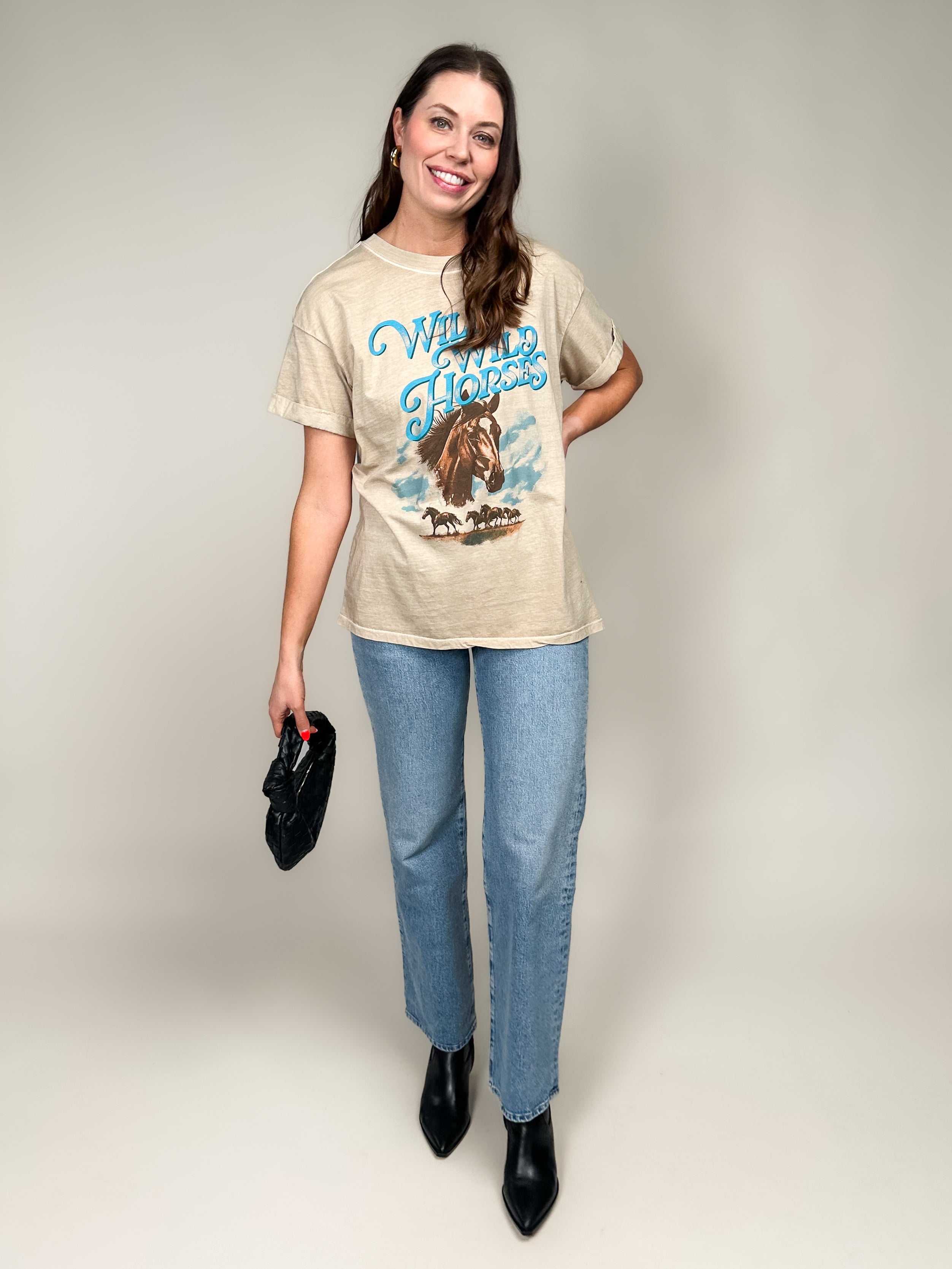 Wild Wild Horses Graphic Tee Look image