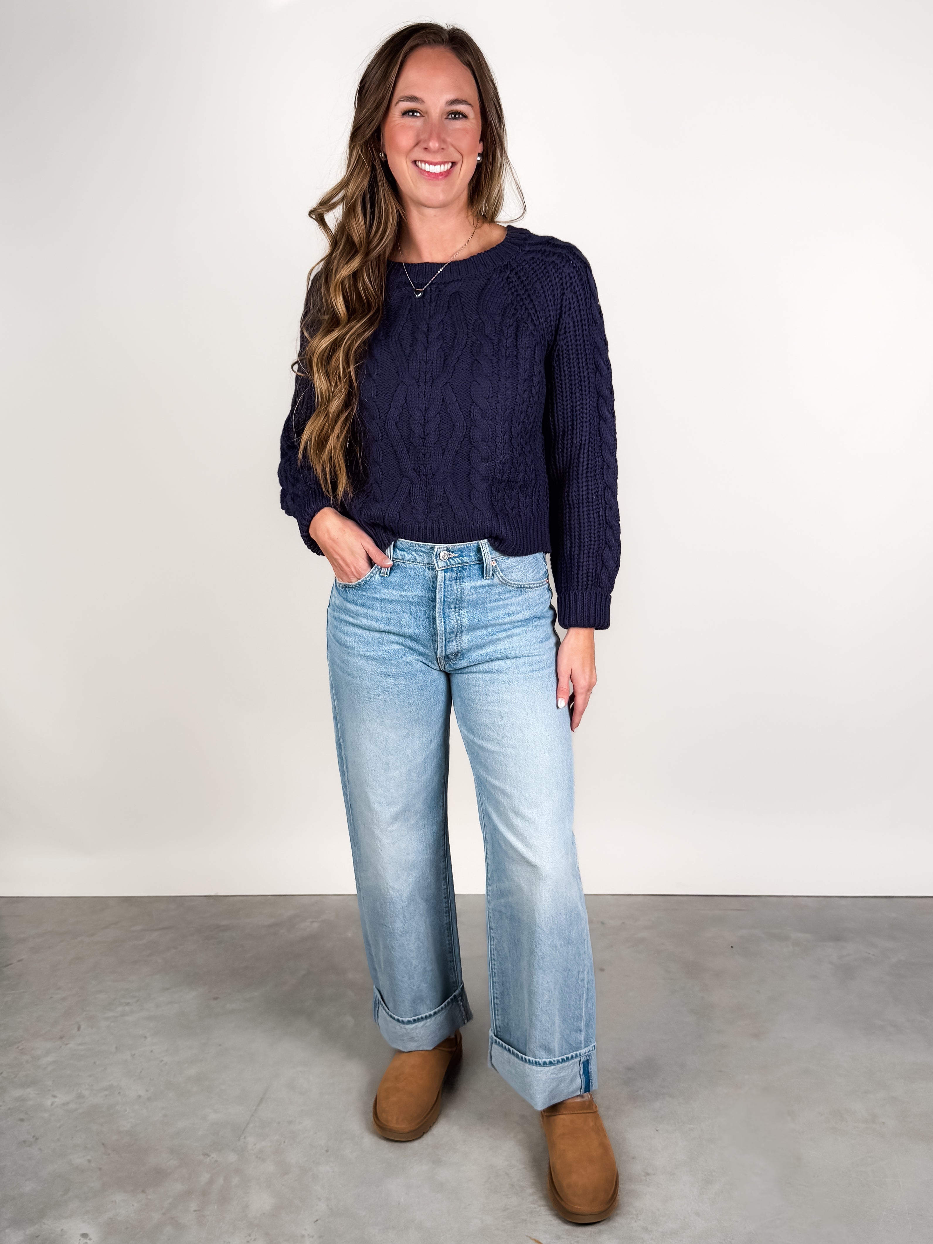 On Center Circle Cable Braid Crop Sweater Look image