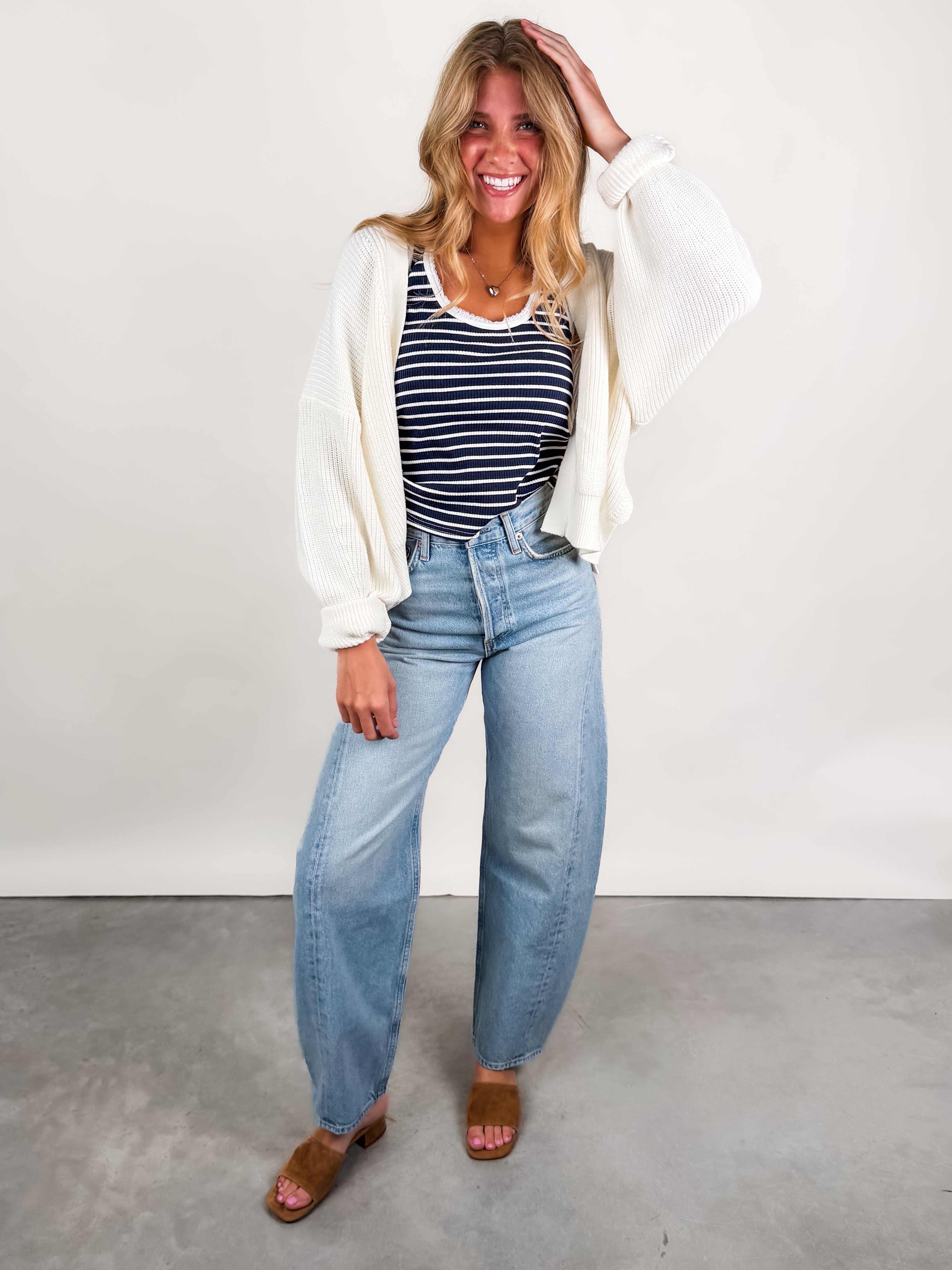 Dejavu Stripe Tank Look image