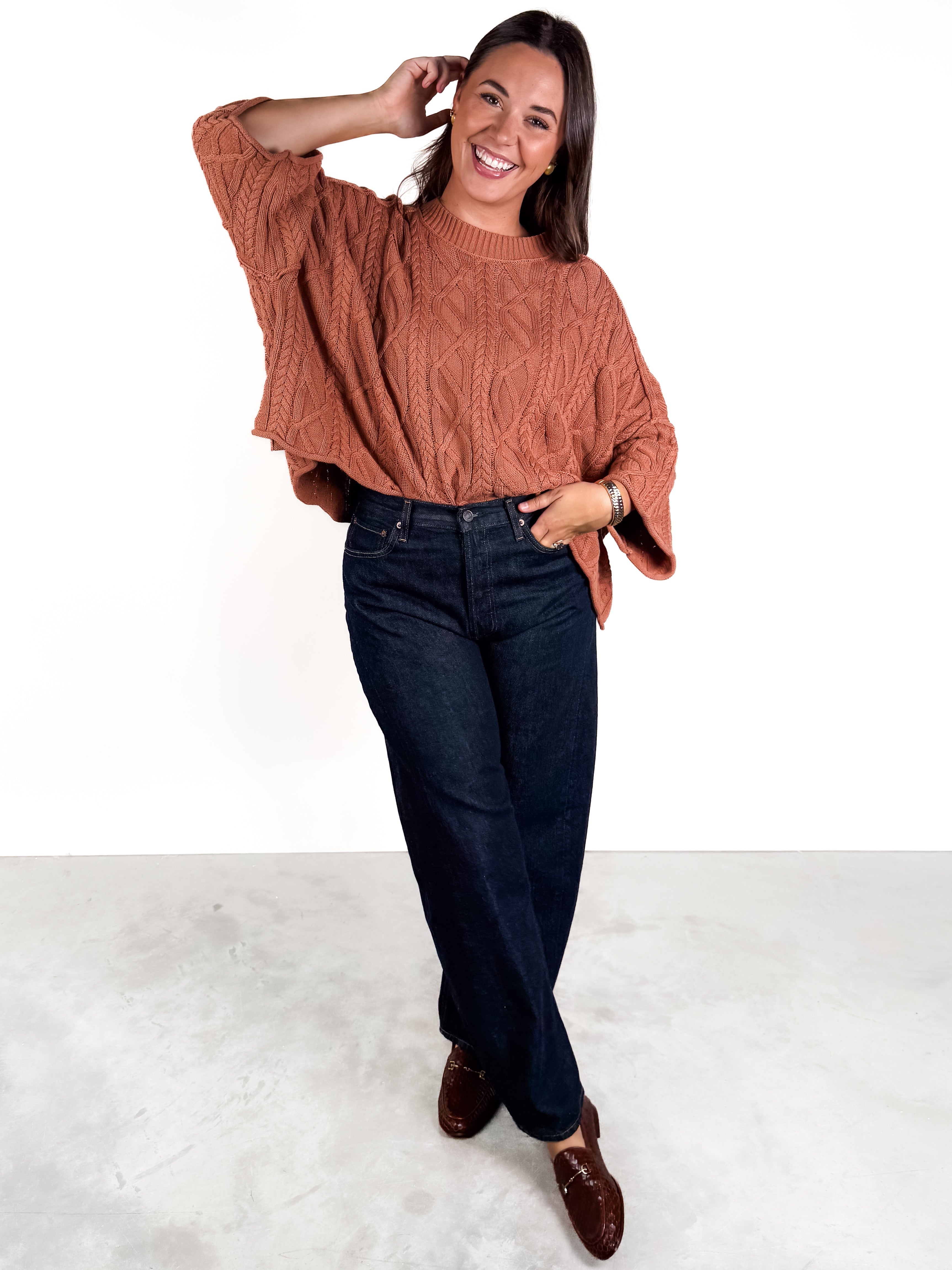 Sailors Knot Sweater Look image