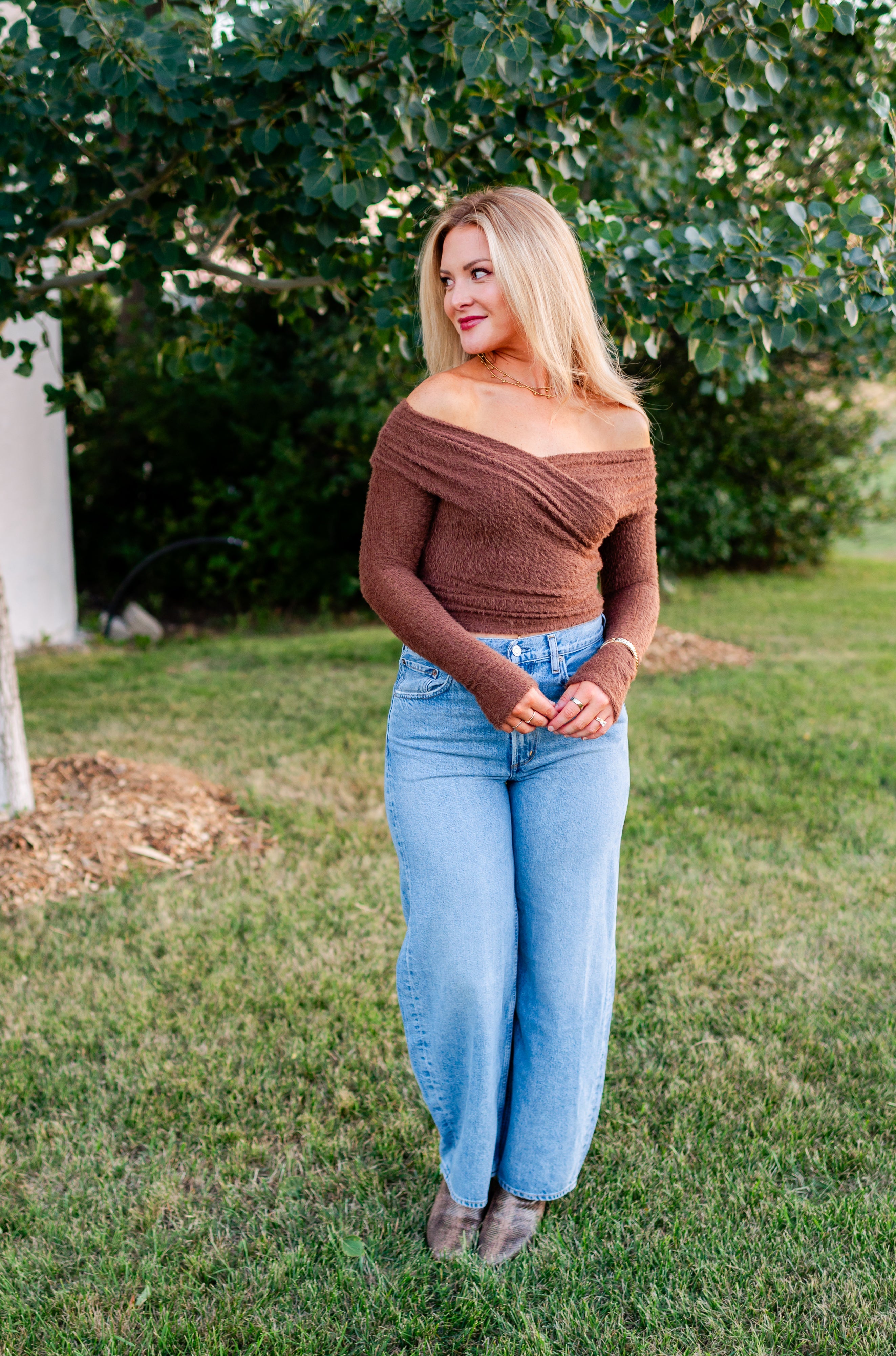 Pretty Woman Sweater Look image