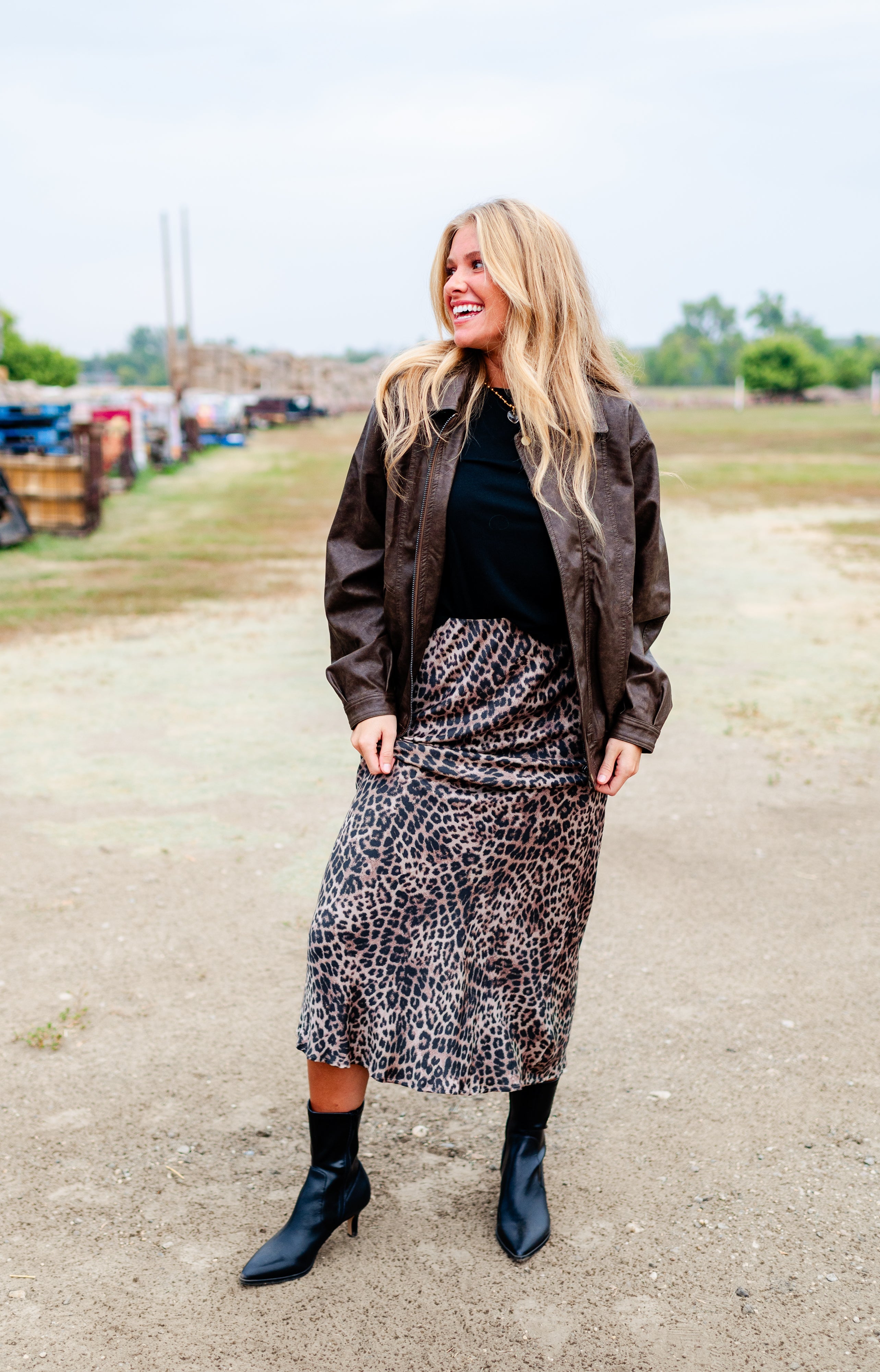 Izabel Leopard Skirt Look image