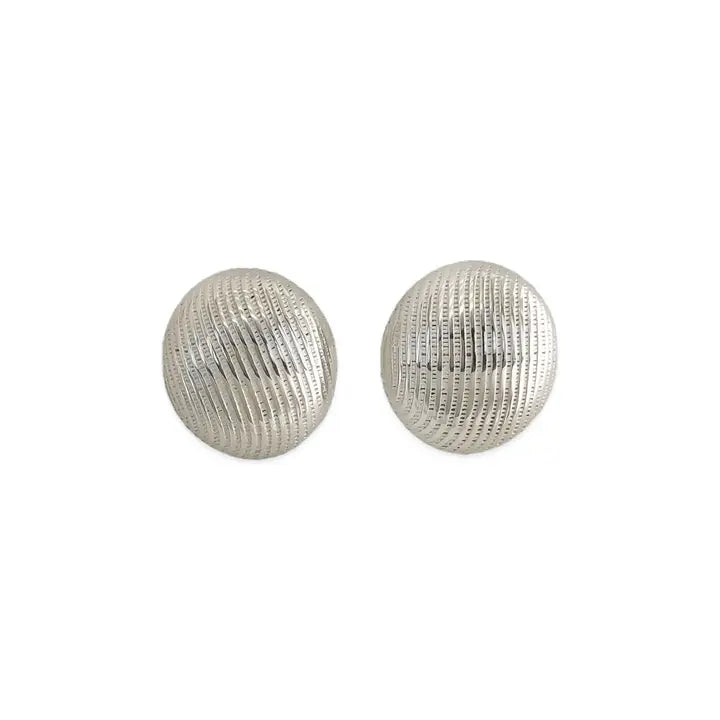 019 Textured Wave Oval Studs