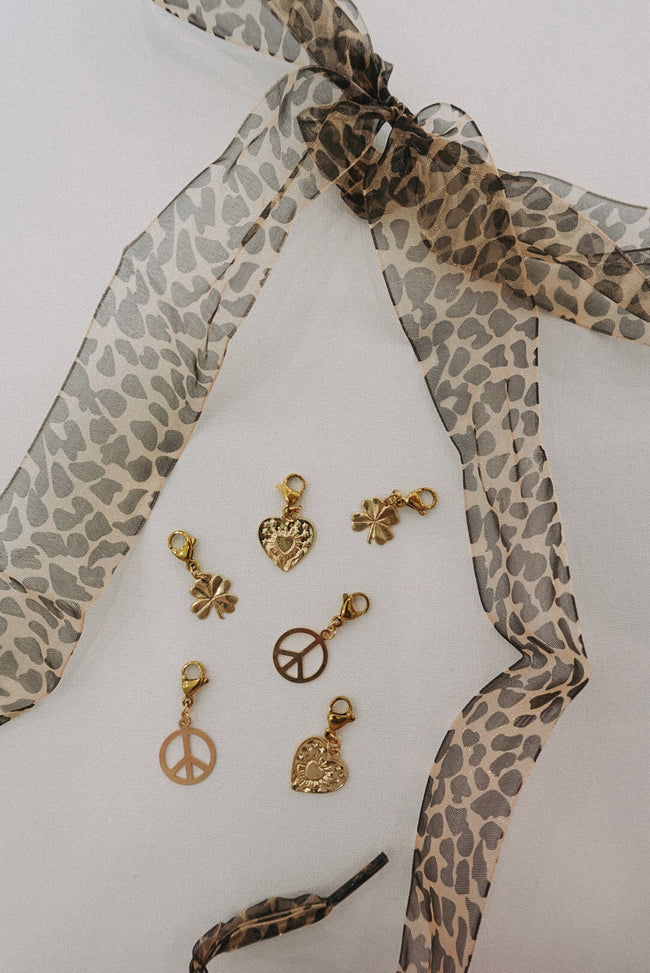 Leopard Shoelaces & Charms