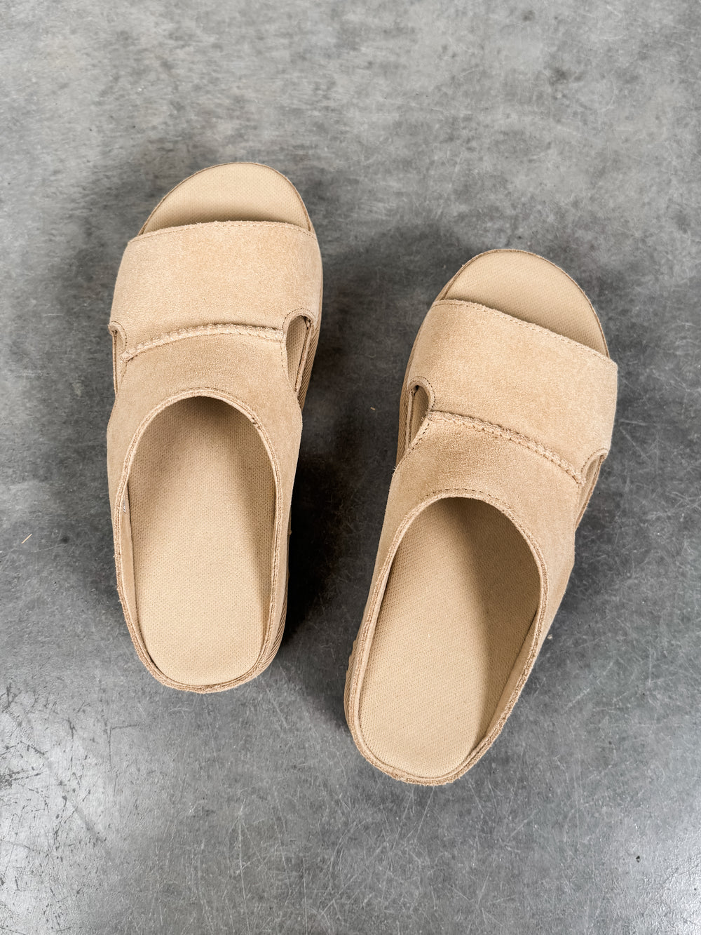 Women's Goldenstar Hi Cutout Slide