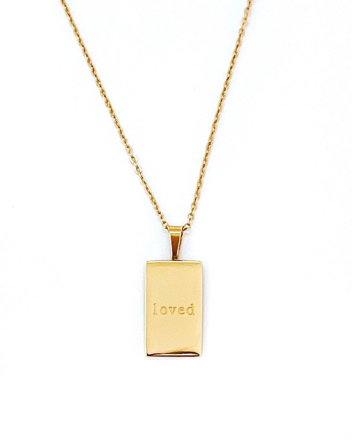 Amour Engraved Pendant Necklace