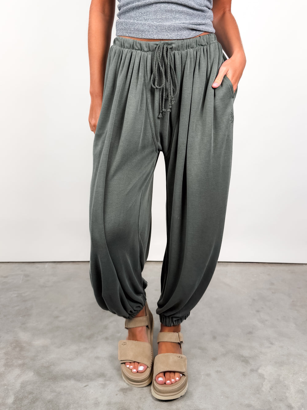 Momentum Pants