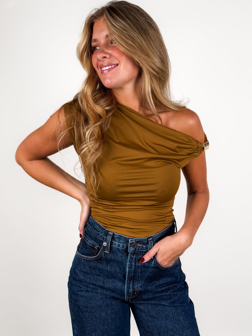 Damian 23 Asymmetric Top