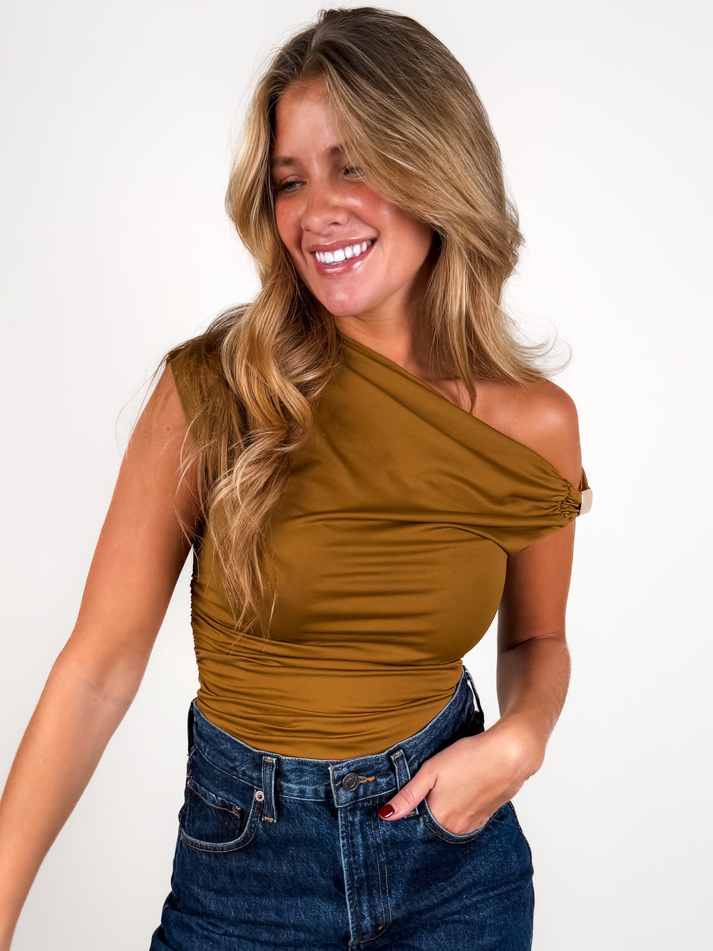 Damian 23 Asymmetric Top