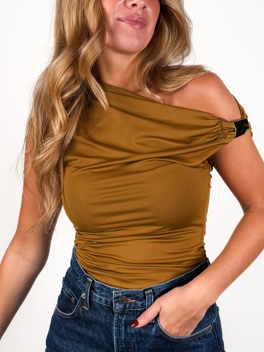 Damian 23 Asymmetric Top
