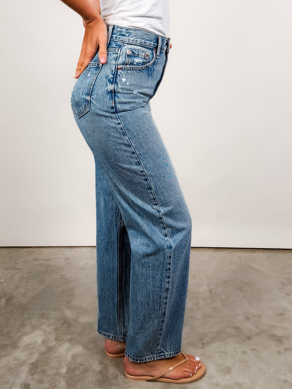 Wes High Rise Barrel Jean in Blue Cloud