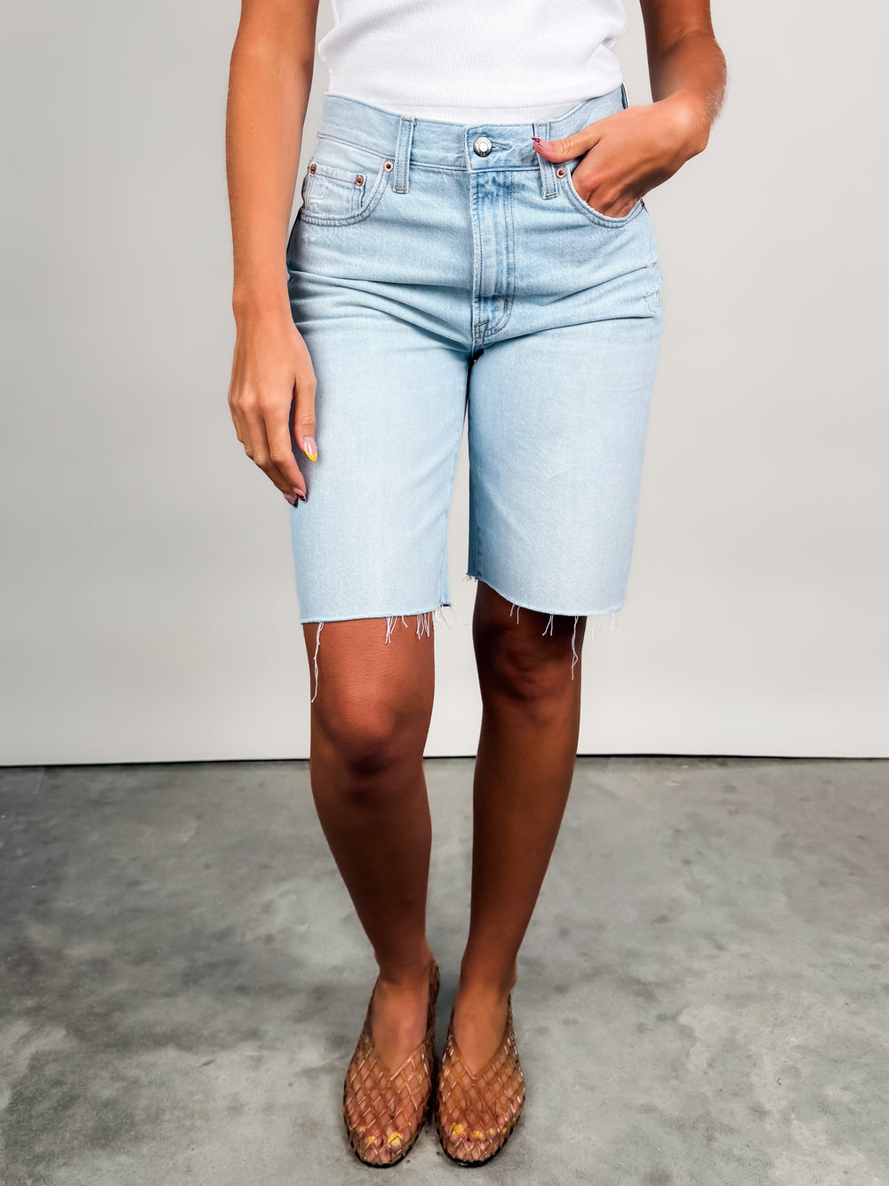 Nolan Relaxed Straight Cut Off Shorts