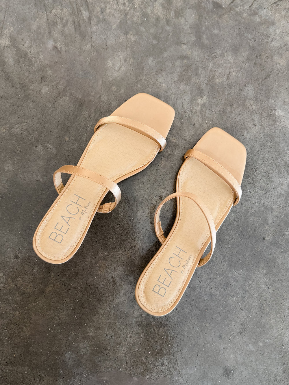 Jeanne Sandal