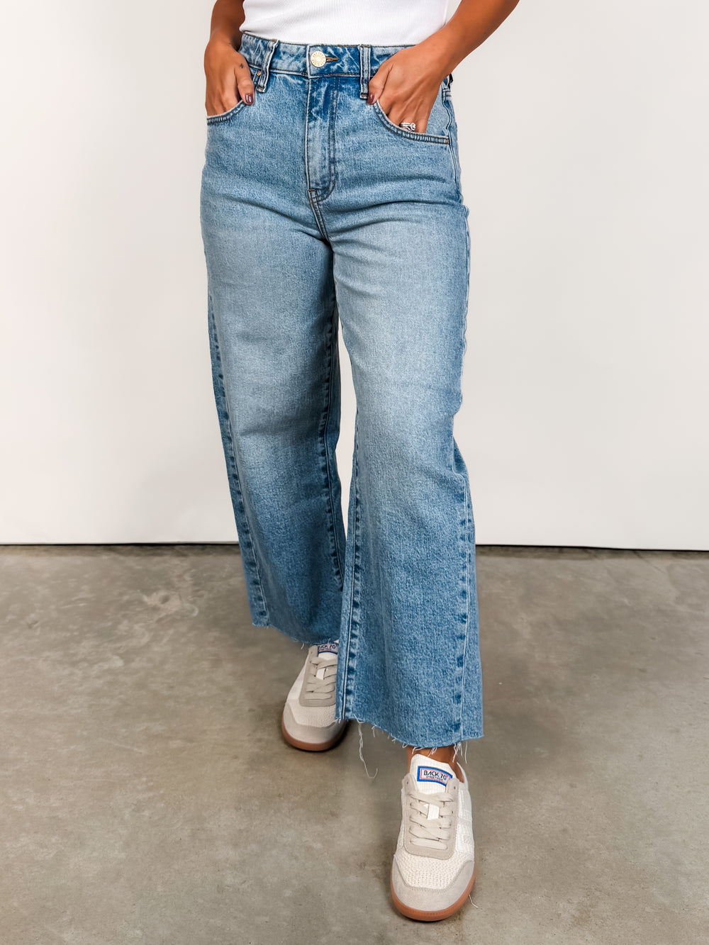 Gwen High Rise Wide Leg Slouchy Raw Hem in Answering