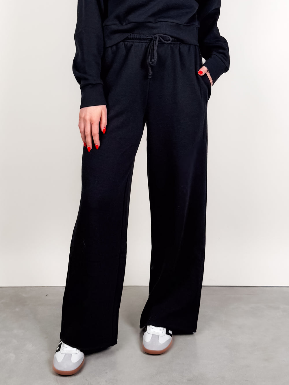 Downtown Wide Leg Sweatpant