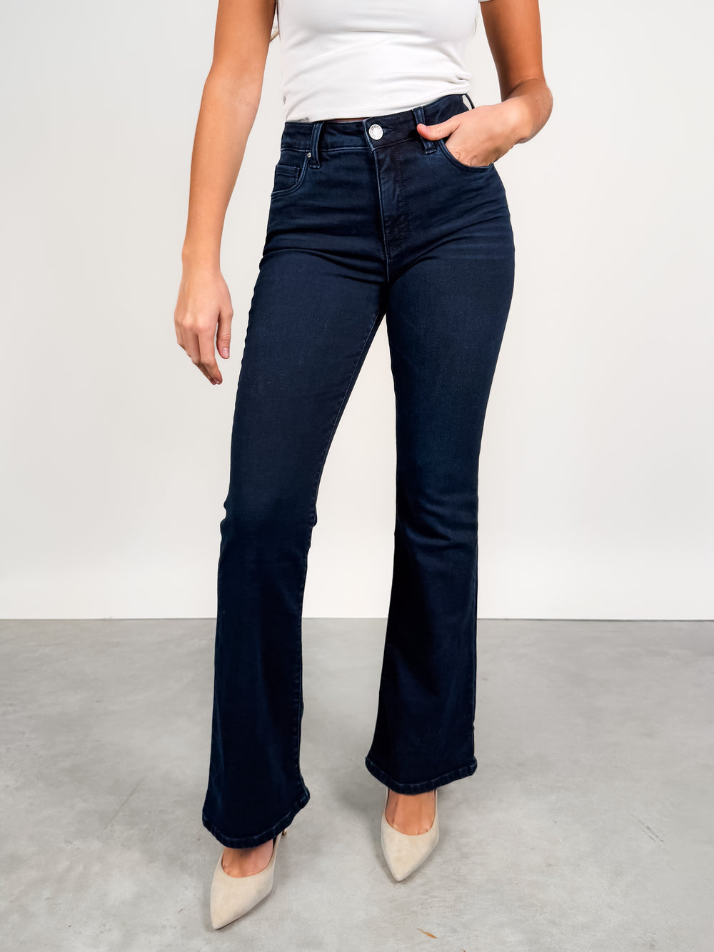 Ana High Rise Fab Ad Flare in Ambitious