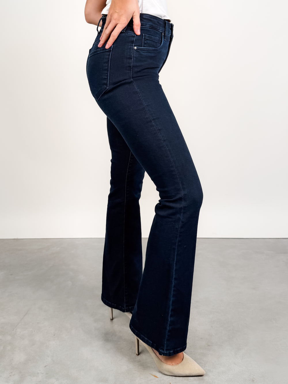 Ana High Rise Fab Ad Flare in Ambitious