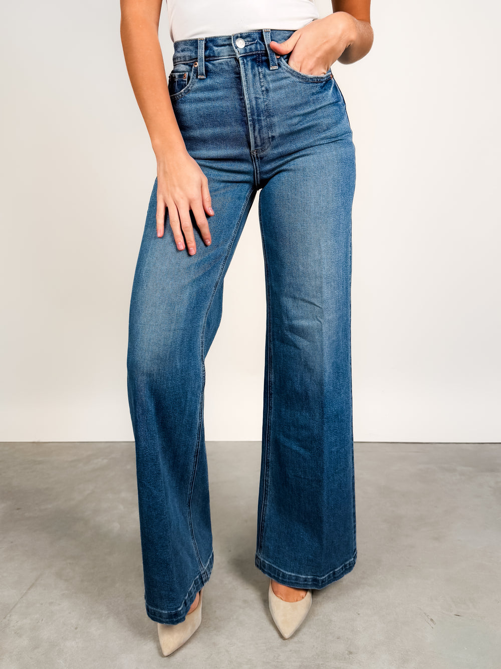 Lana High Rise Ultra-Wide Leg Jean in Soho