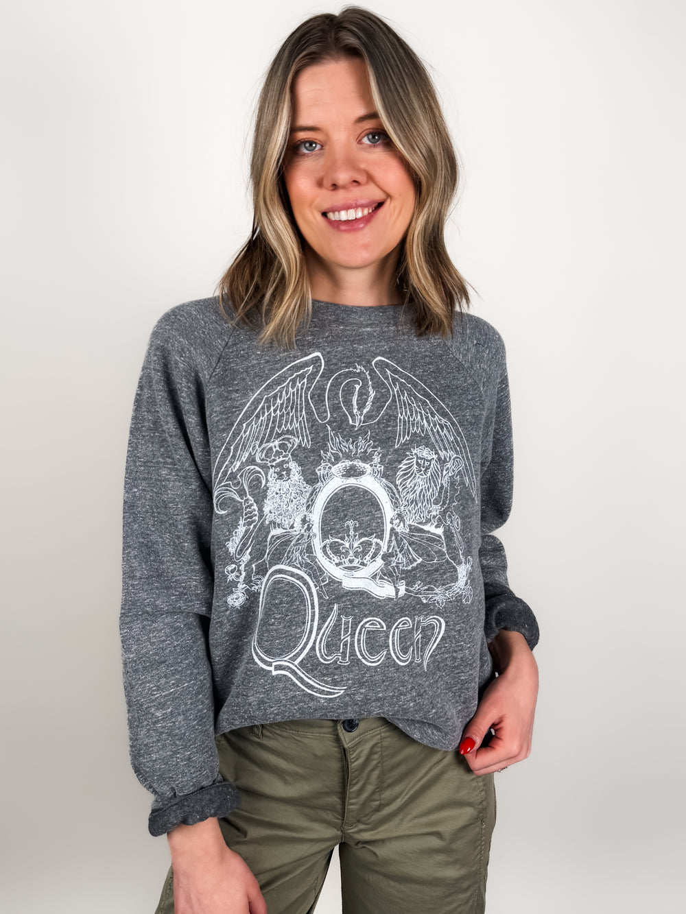 Queen Crest Vintage Raglan Sweatshirt
