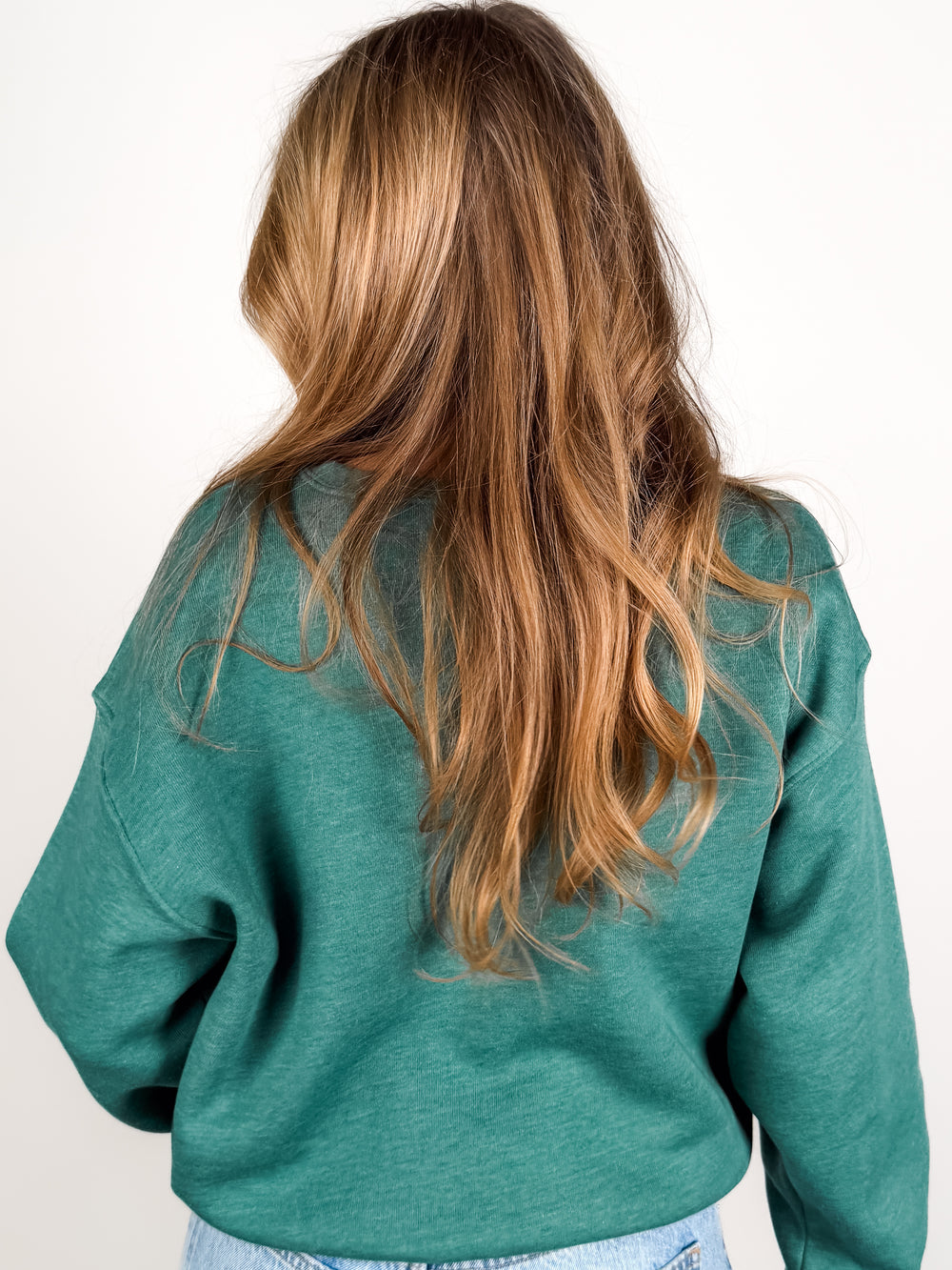 MERRY CHRISTMAS Mid Cropped Graphic Swearshirt