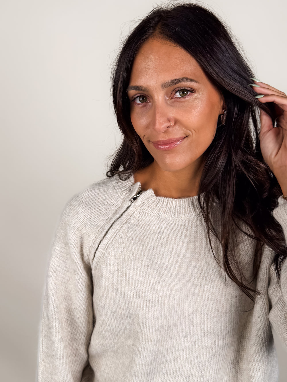 Mandisa Long Raglan Sleeve Crew Pullover