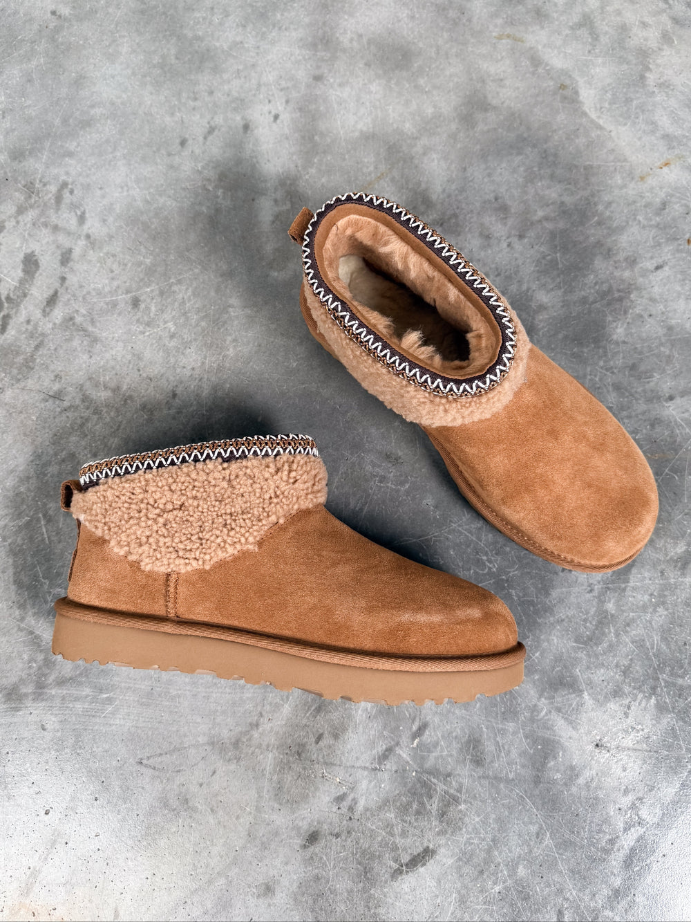 Women's Classic Ultra Mini Maxi Curly