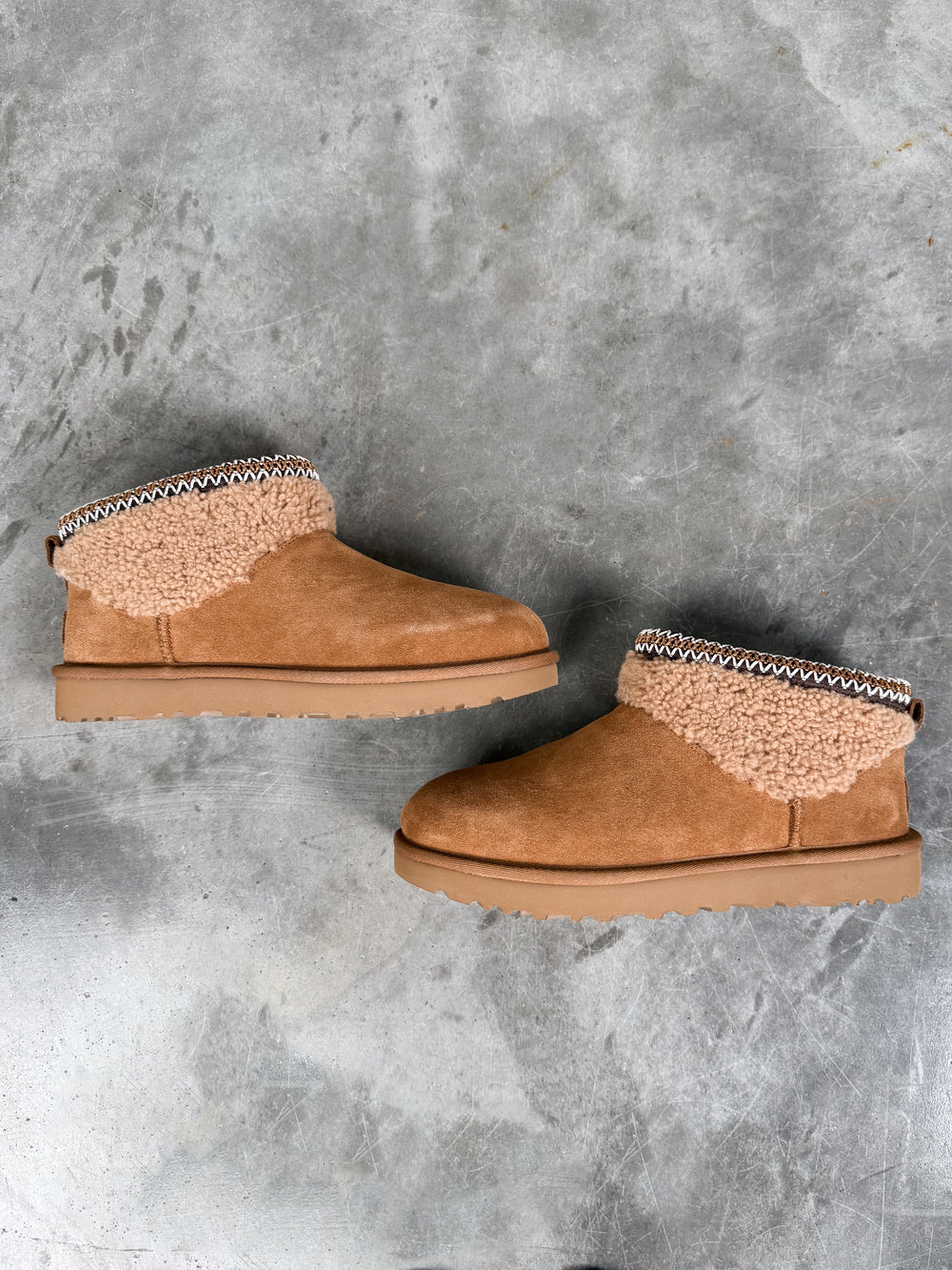 Women's Classic Ultra Mini Maxi Curly