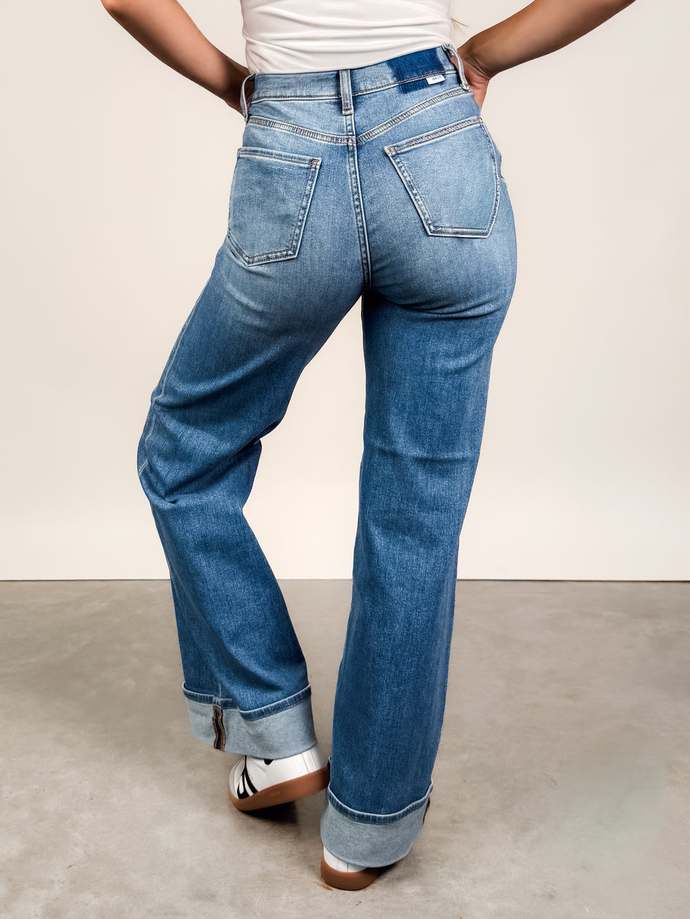 Far Out High Rise Wide Leg in Big Break