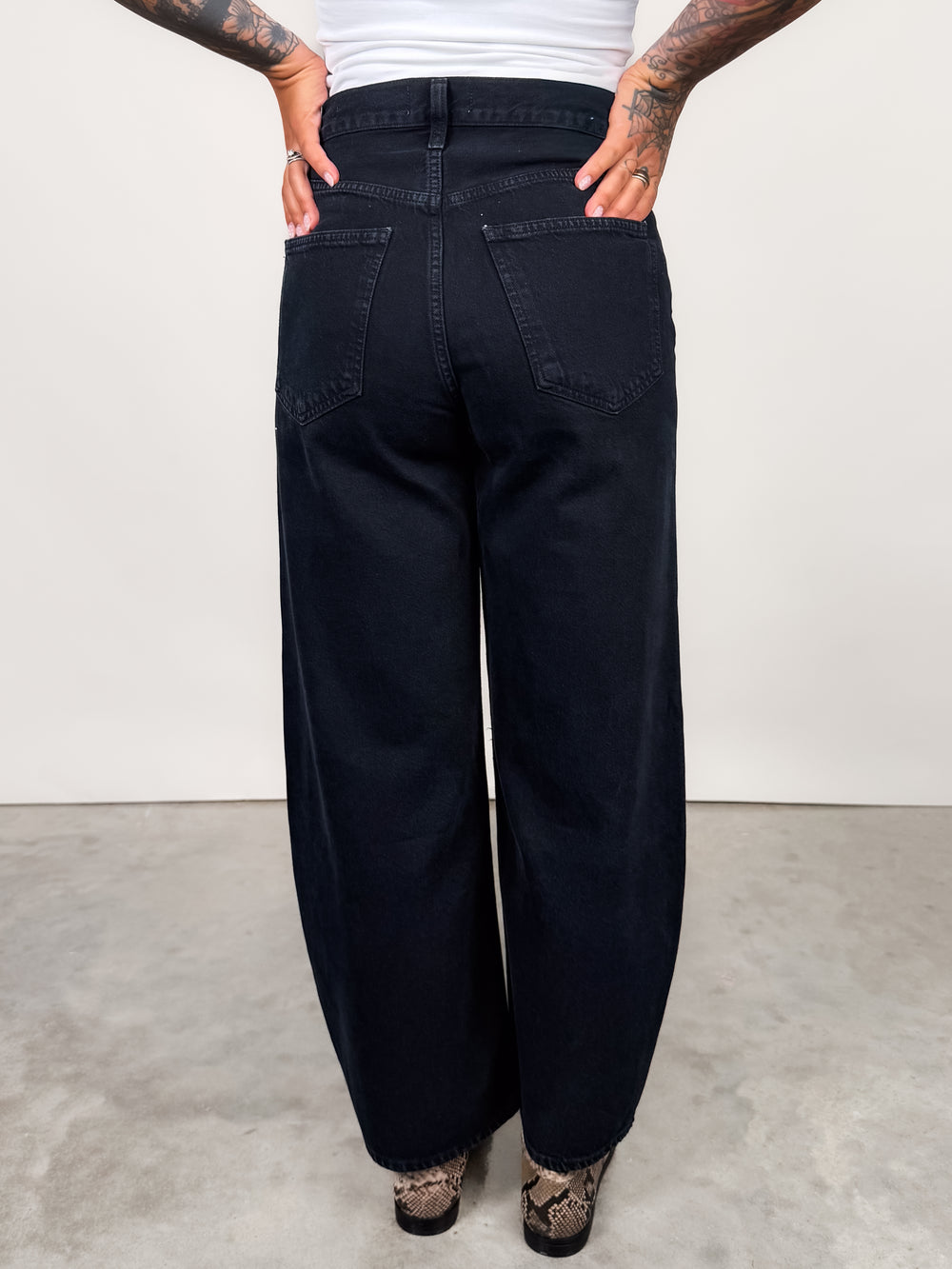Low Curve Jean Crop in Crushed