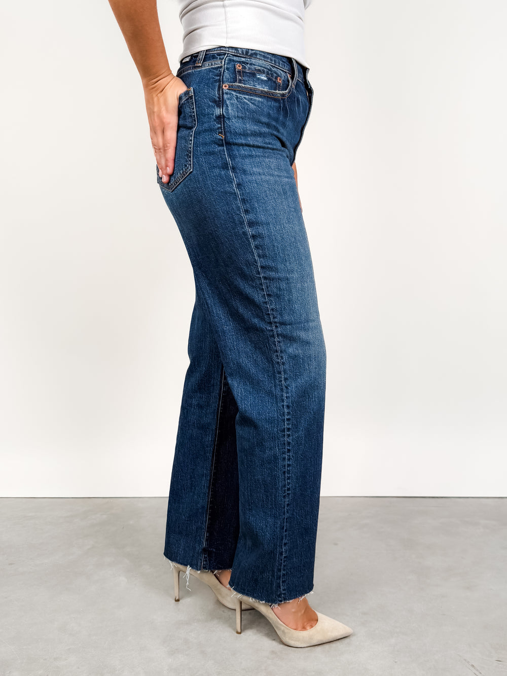 Sundaze High Rise Vintage Straight in Authentic