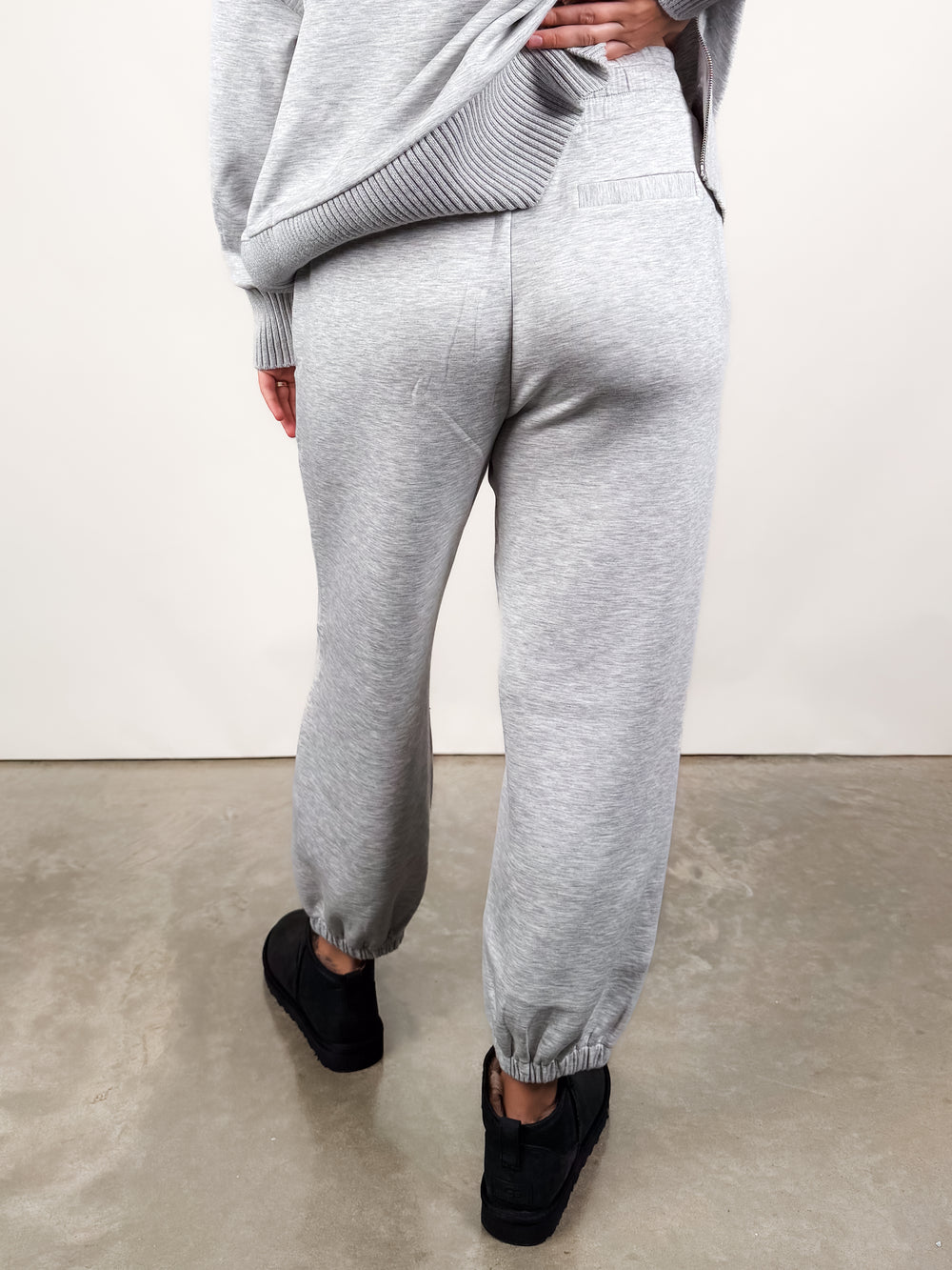 The Classic Cuff Pant 25