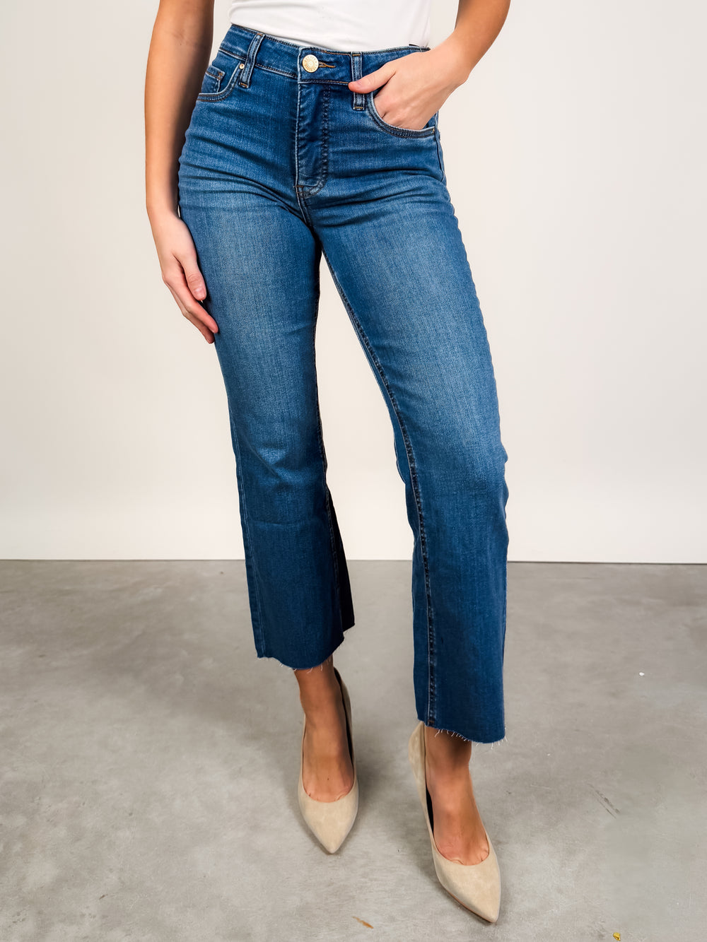 Kelsey High Rise Fab Ab Ankle Flare-nset Leg