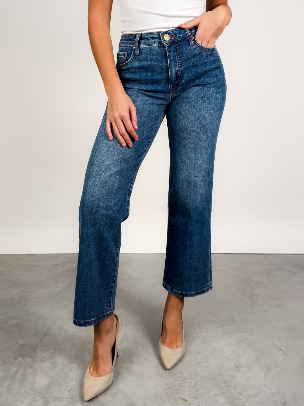 Charlotte High Rise Fab Ab Wide Leg in Historical