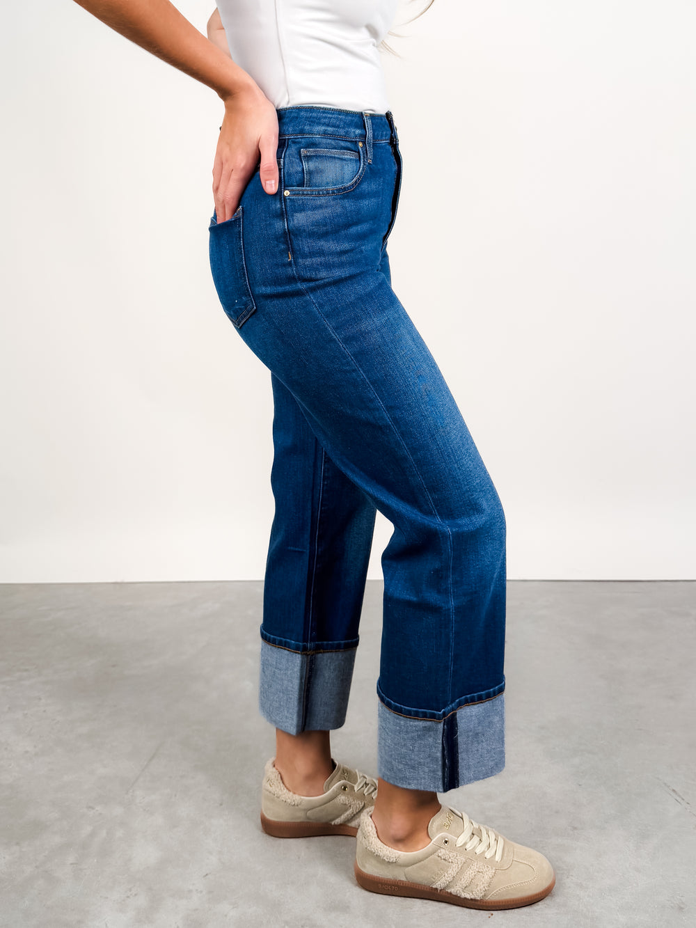 Sienna High Rise Straight Leg in Admire