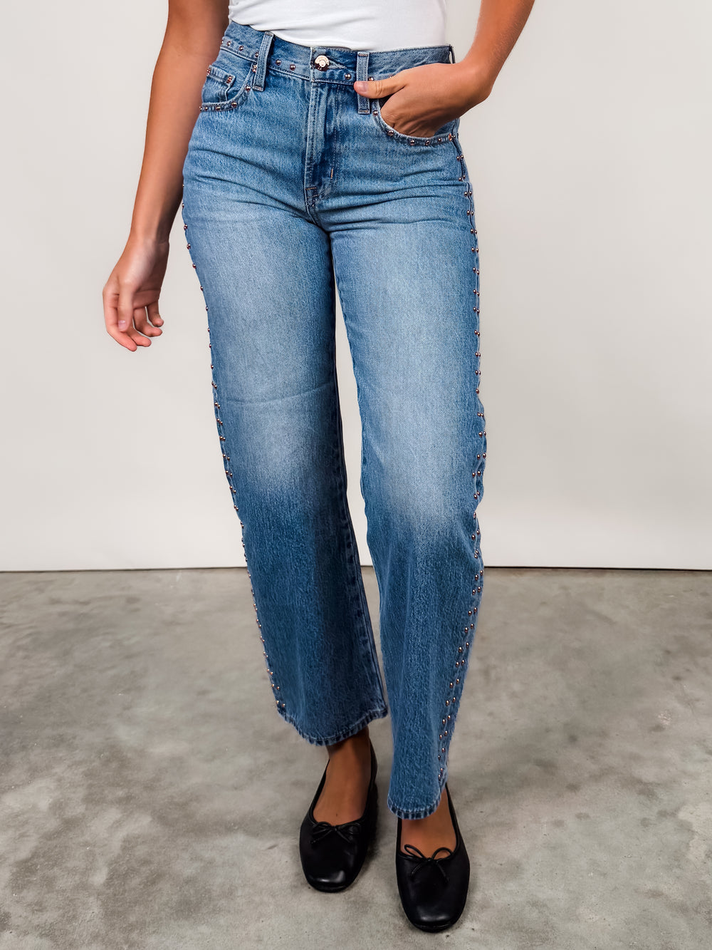 Lexi Mid Rise Bowed Straight Jean in Star Studded