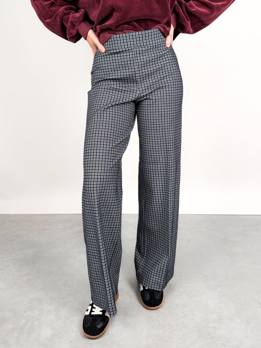 The  Perfect Fit Pointe Wide Leg Pant