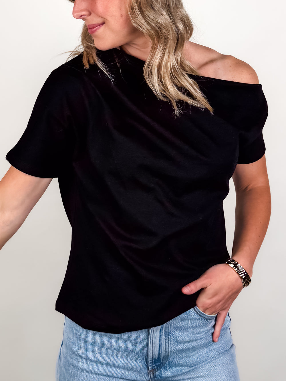 No Obligation One Shoulder Top