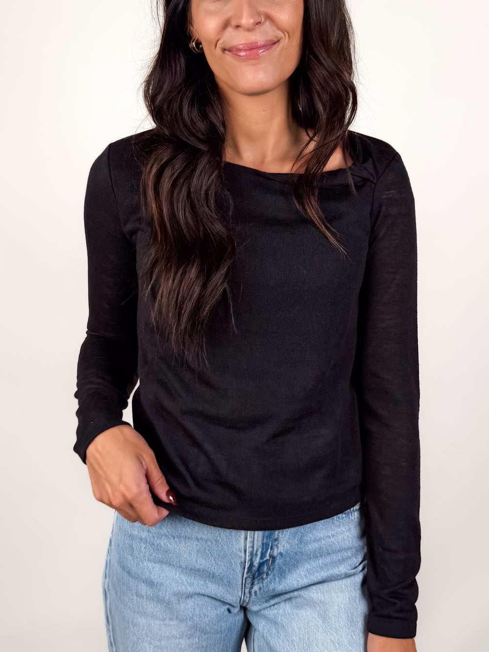 Suki Twist Top
