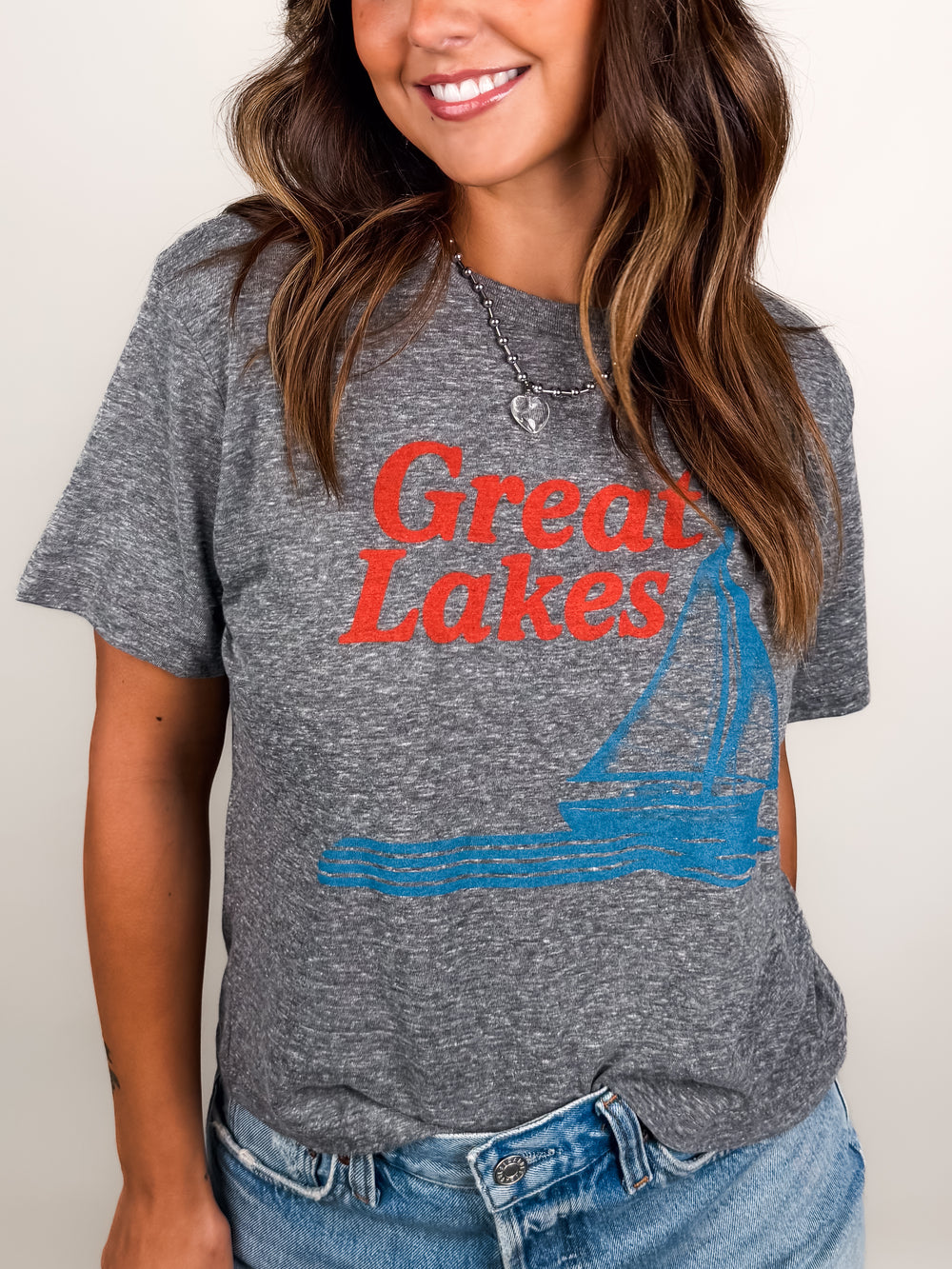 Great Lakes Sailboat Everyday Tee