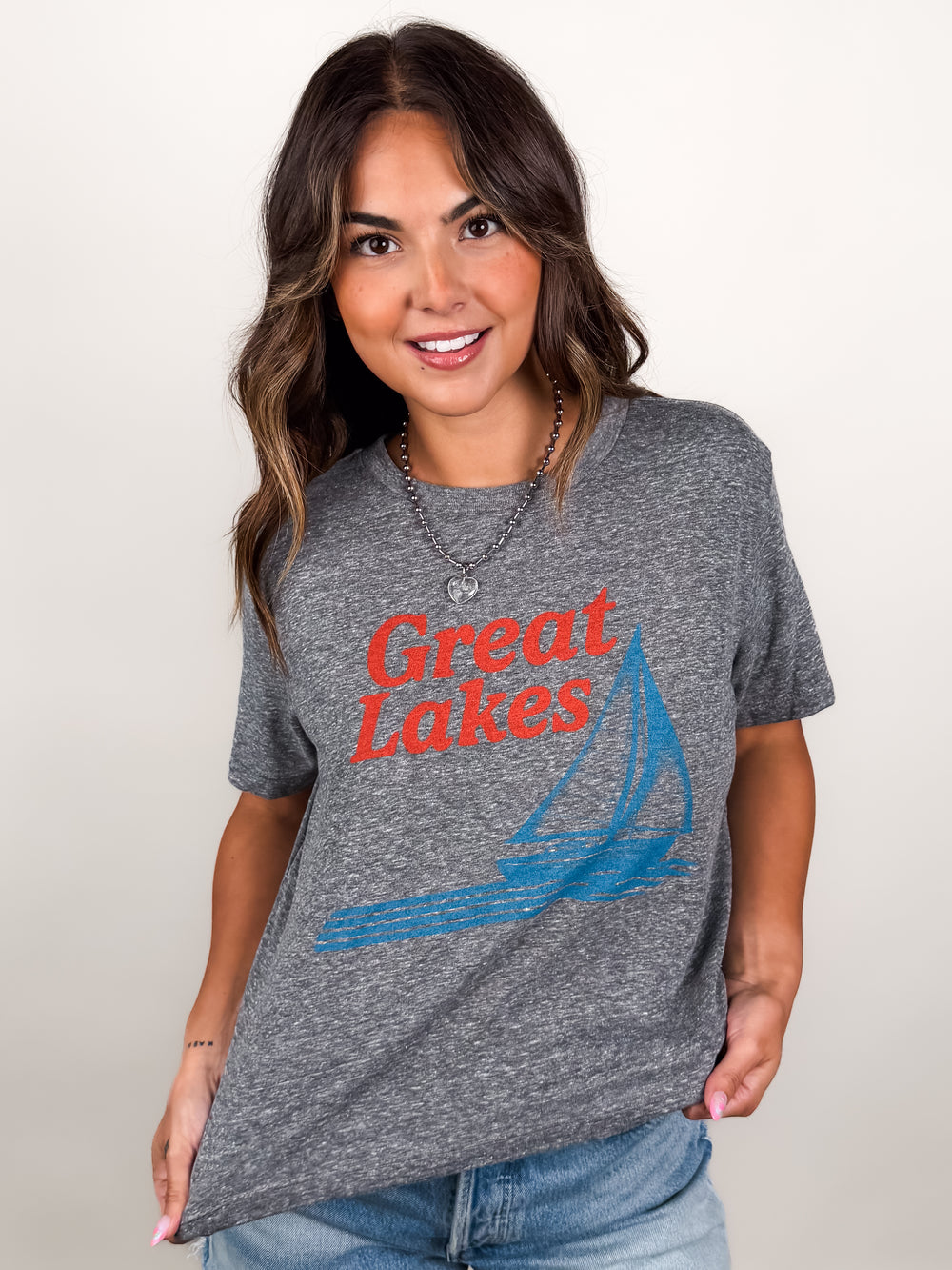 Great Lakes Sailboat Everyday Tee
