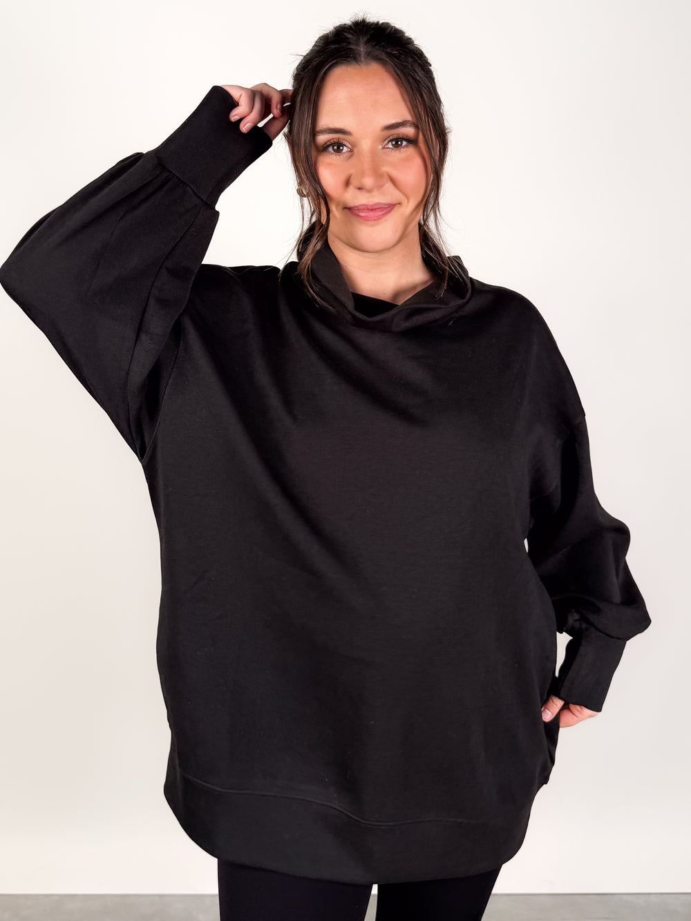 Angeles Oversized Pullover